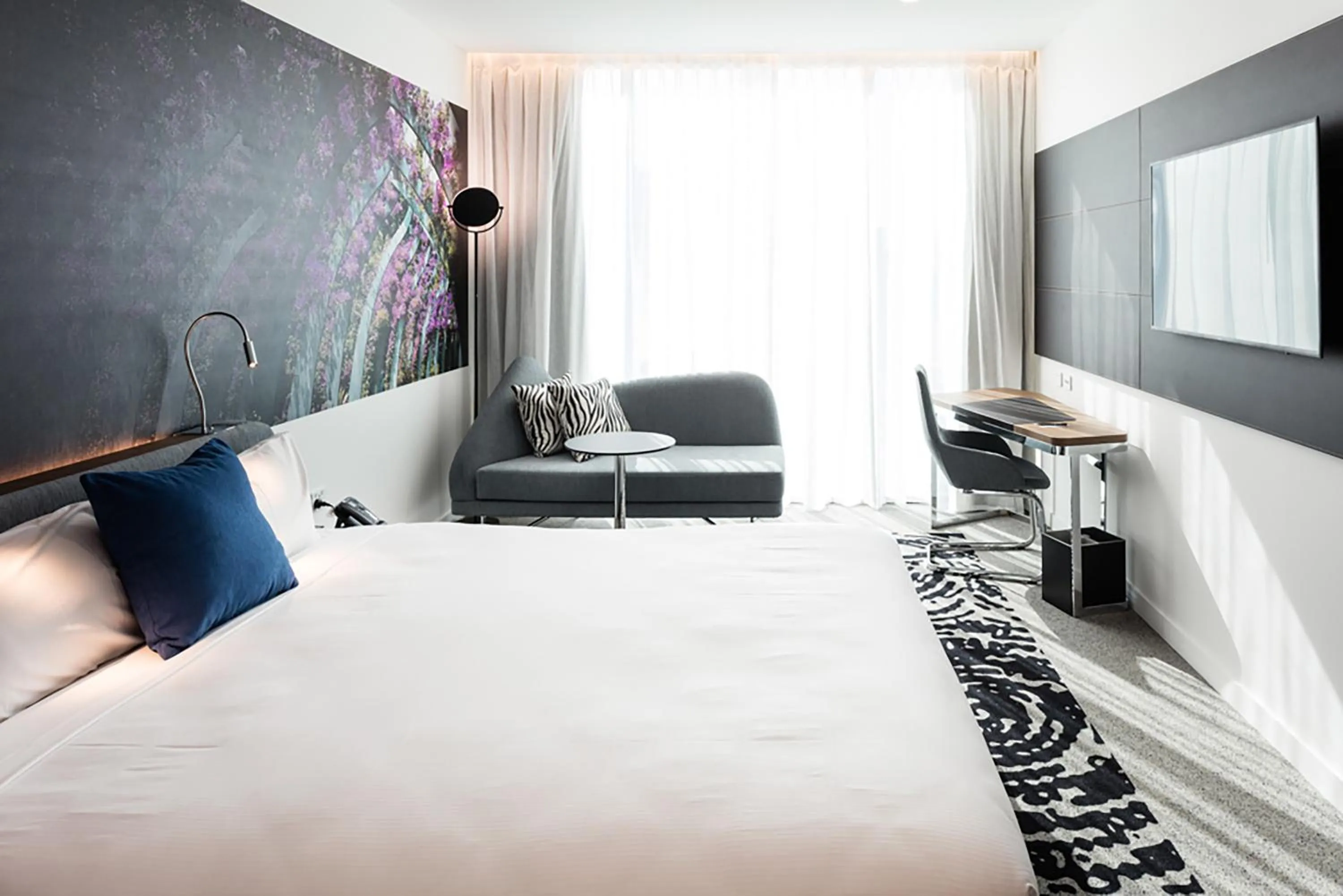 Bed in Novotel Brisbane South Bank