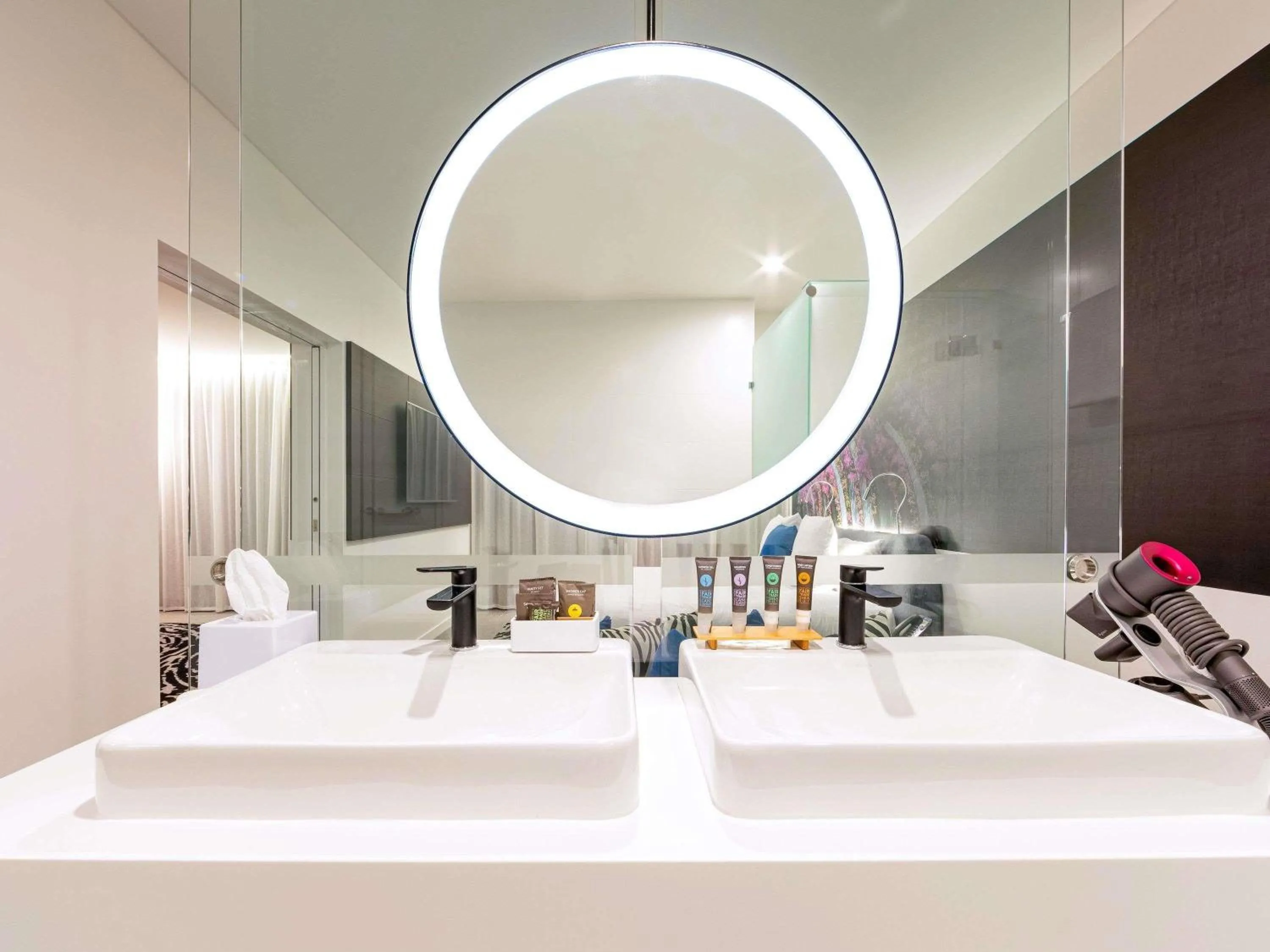 Bedroom in Novotel Brisbane South Bank