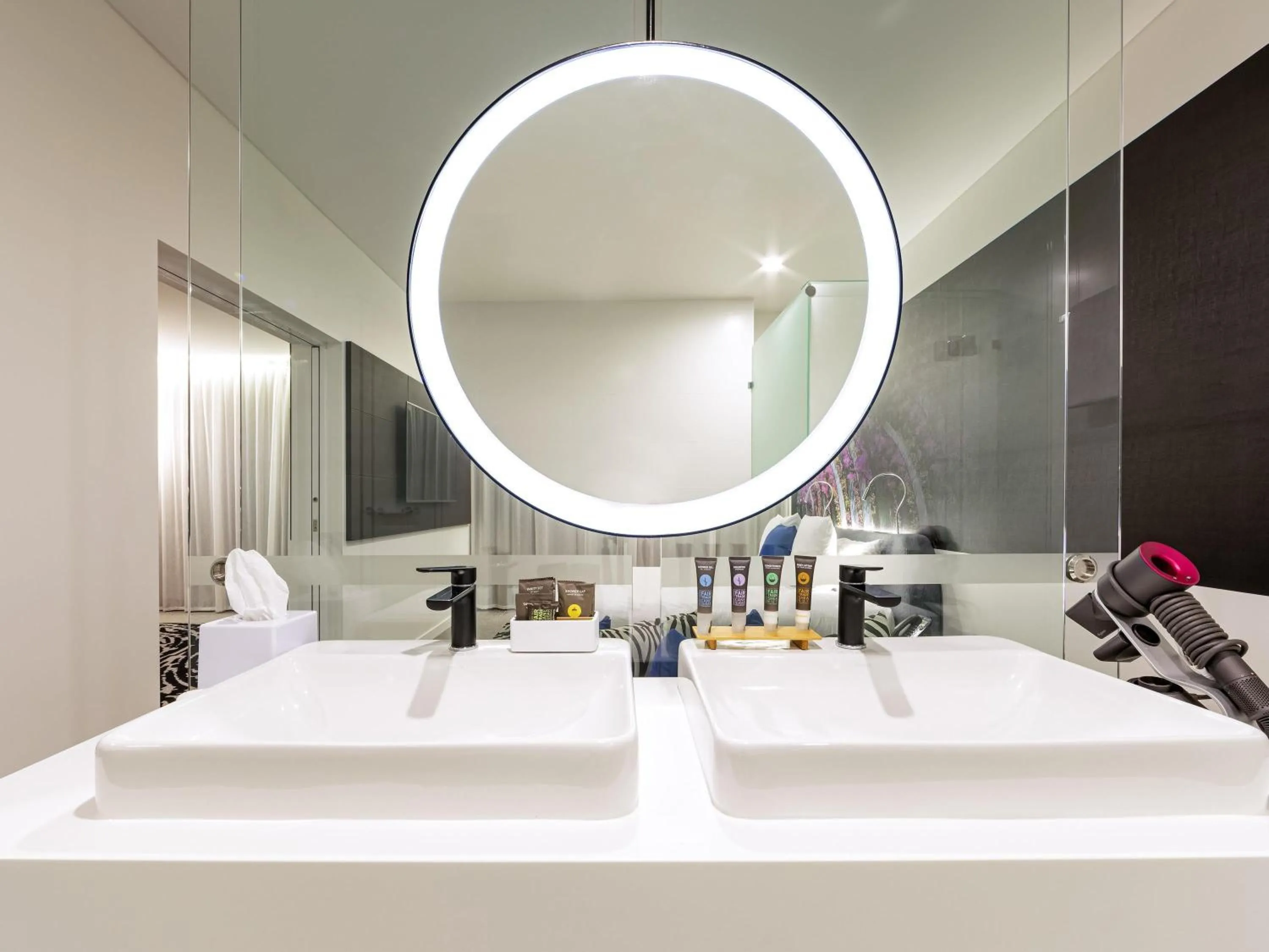 Bedroom in Novotel Brisbane South Bank