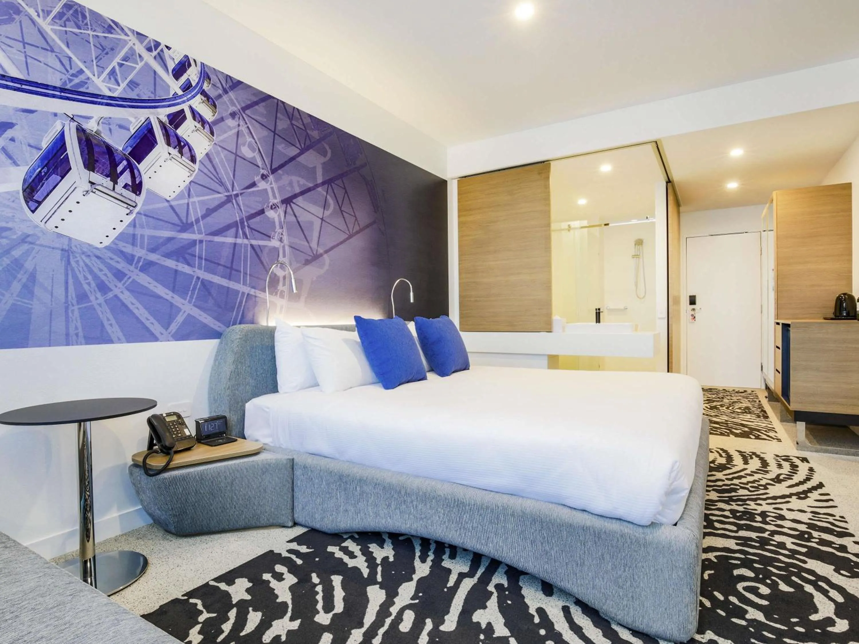 Bedroom, Bed in Novotel Brisbane South Bank