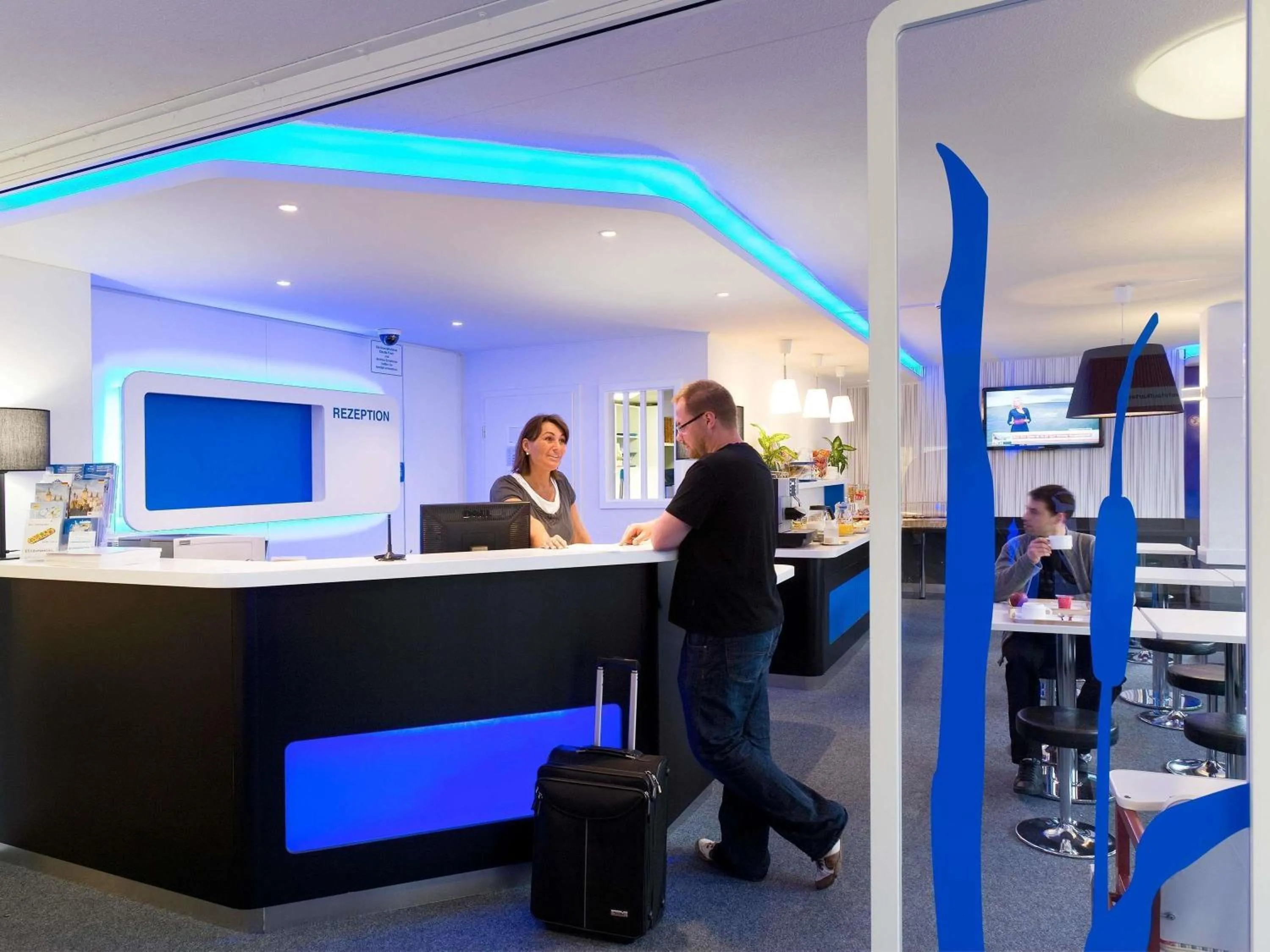 Lounge or bar in ibis budget Patos de Minas