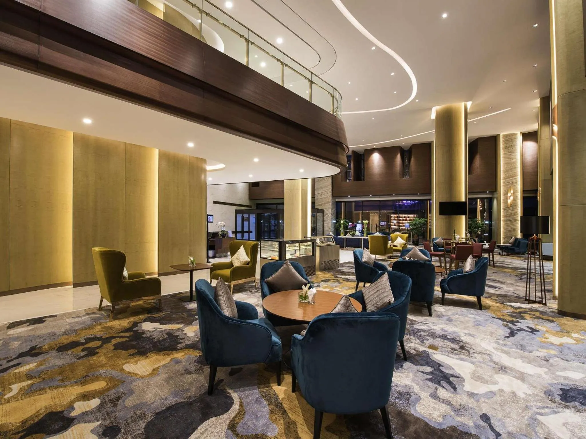 Lounge or bar in Novotel Shanghai Hongqiao