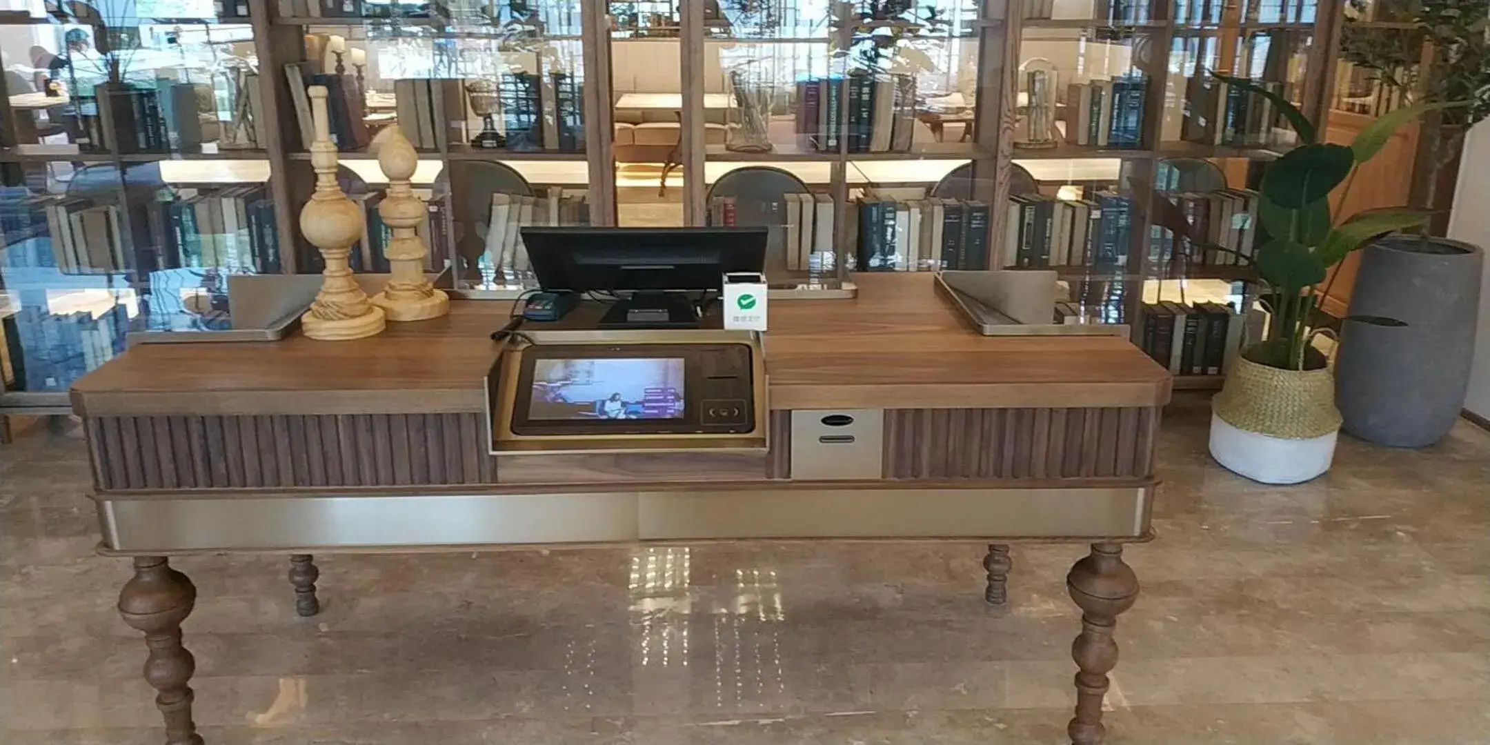 Lobby or reception in Mercure Shanghai Hongqiao SOHO Lobby or reception in Mercure Shanghai Hongqiao SOHO