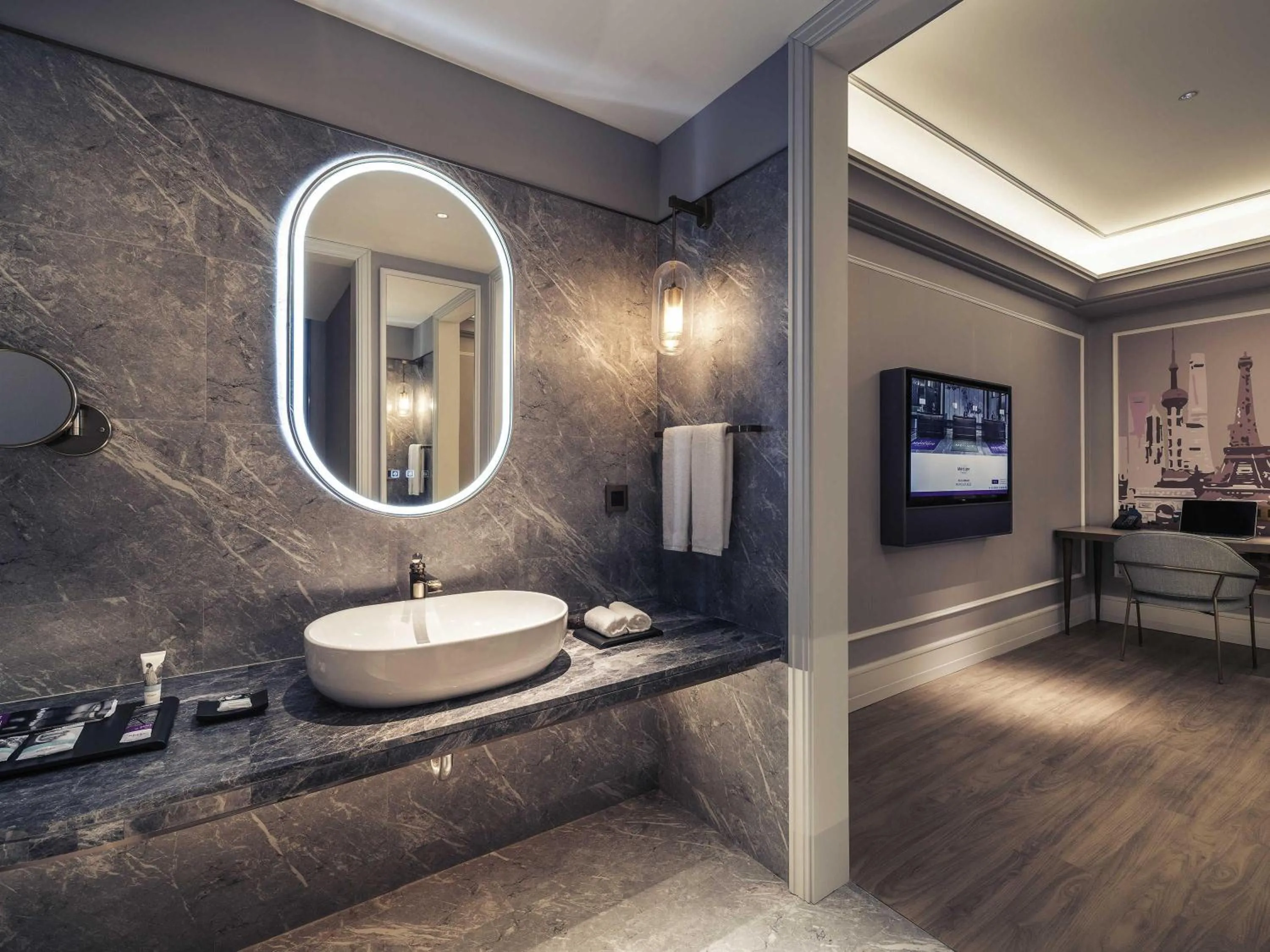 Bedroom in Mercure Shanghai Hongqiao SOHO