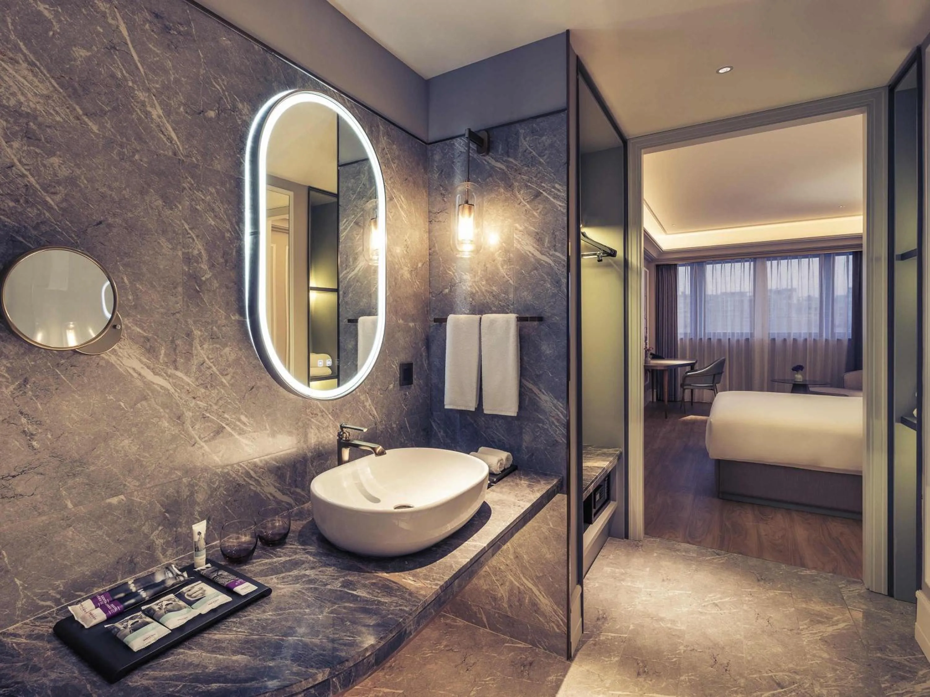 Bedroom, Bed in Mercure Shanghai Hongqiao SOHO