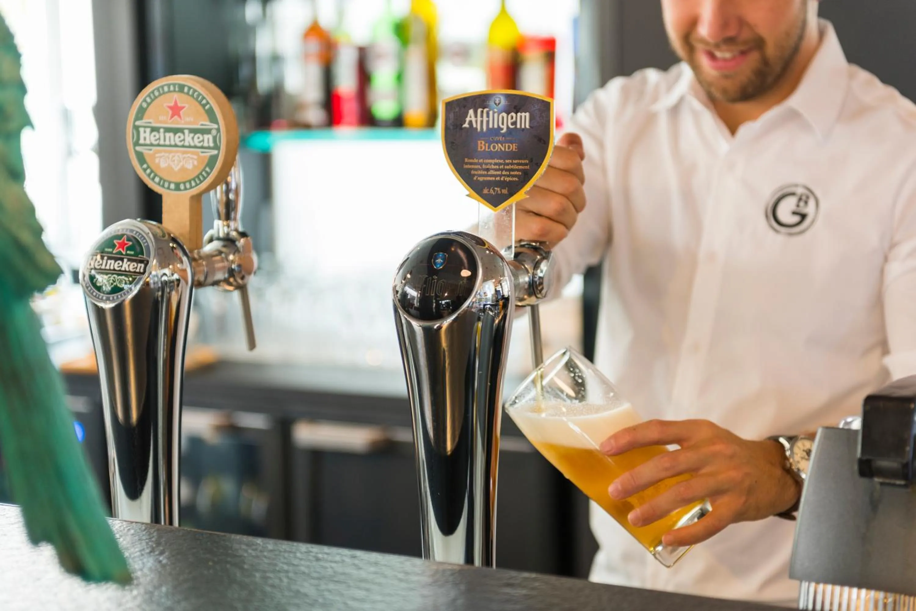 Lounge or bar in ibis Styles Lyon Bron Eurexpo