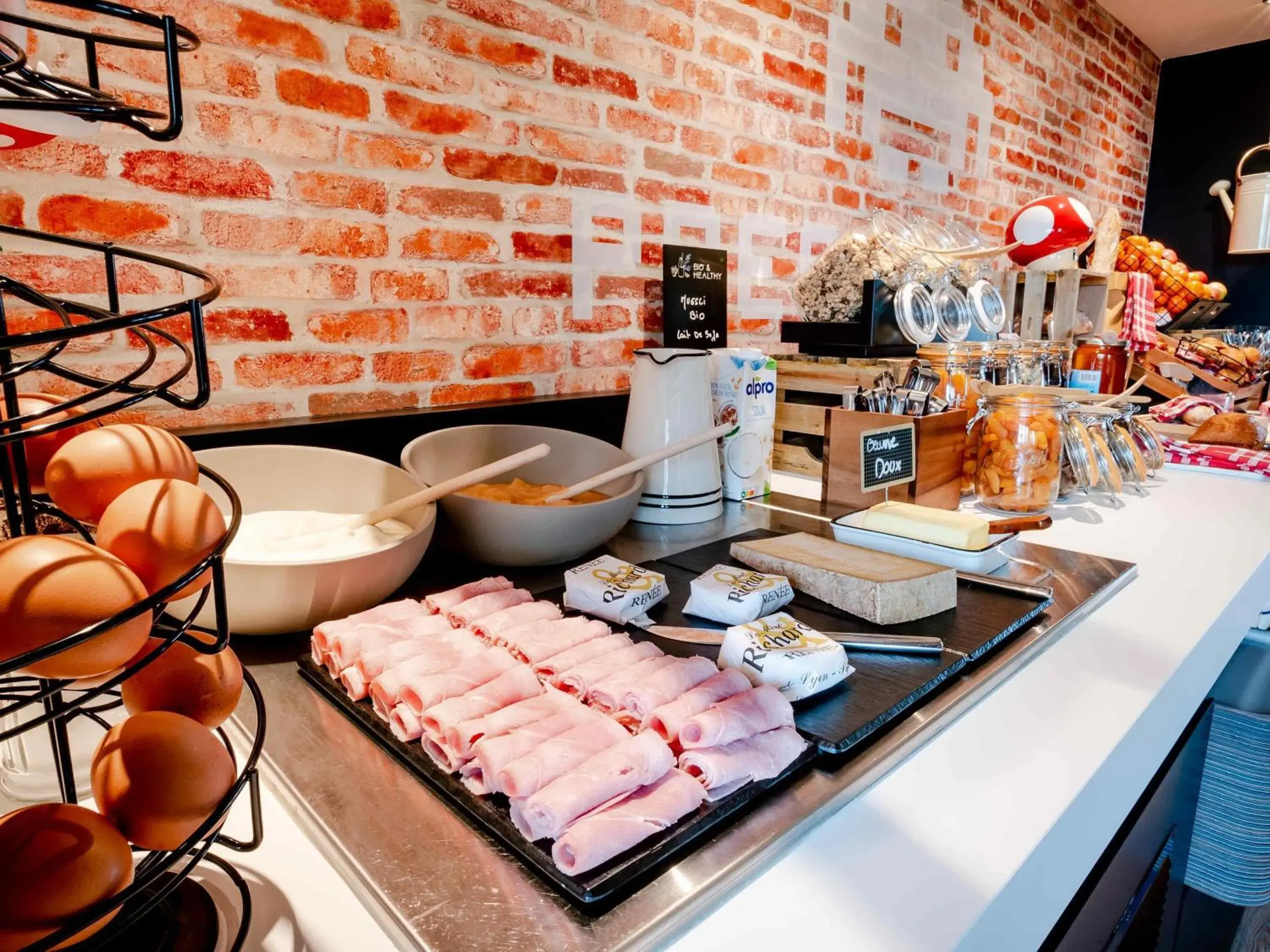 Breakfast in ibis Styles Lyon Bron Eurexpo Breakfast in ibis Styles Lyon Bron Eurexpo