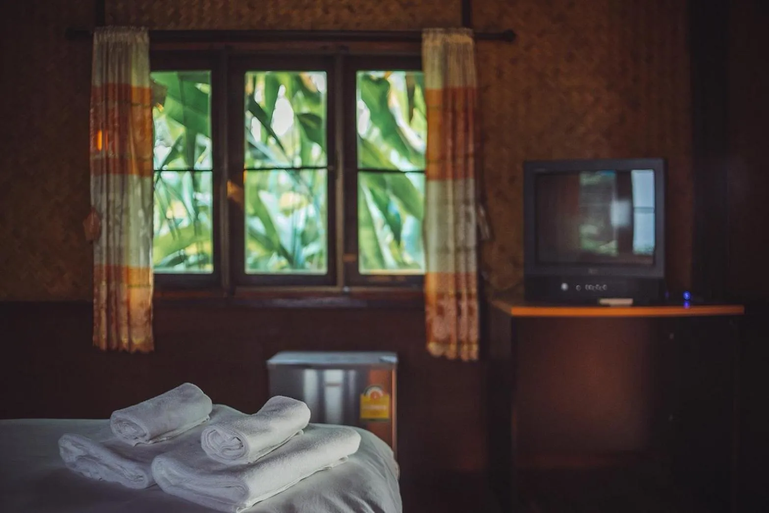 Photo of the whole room, Bed in Kalm Pai