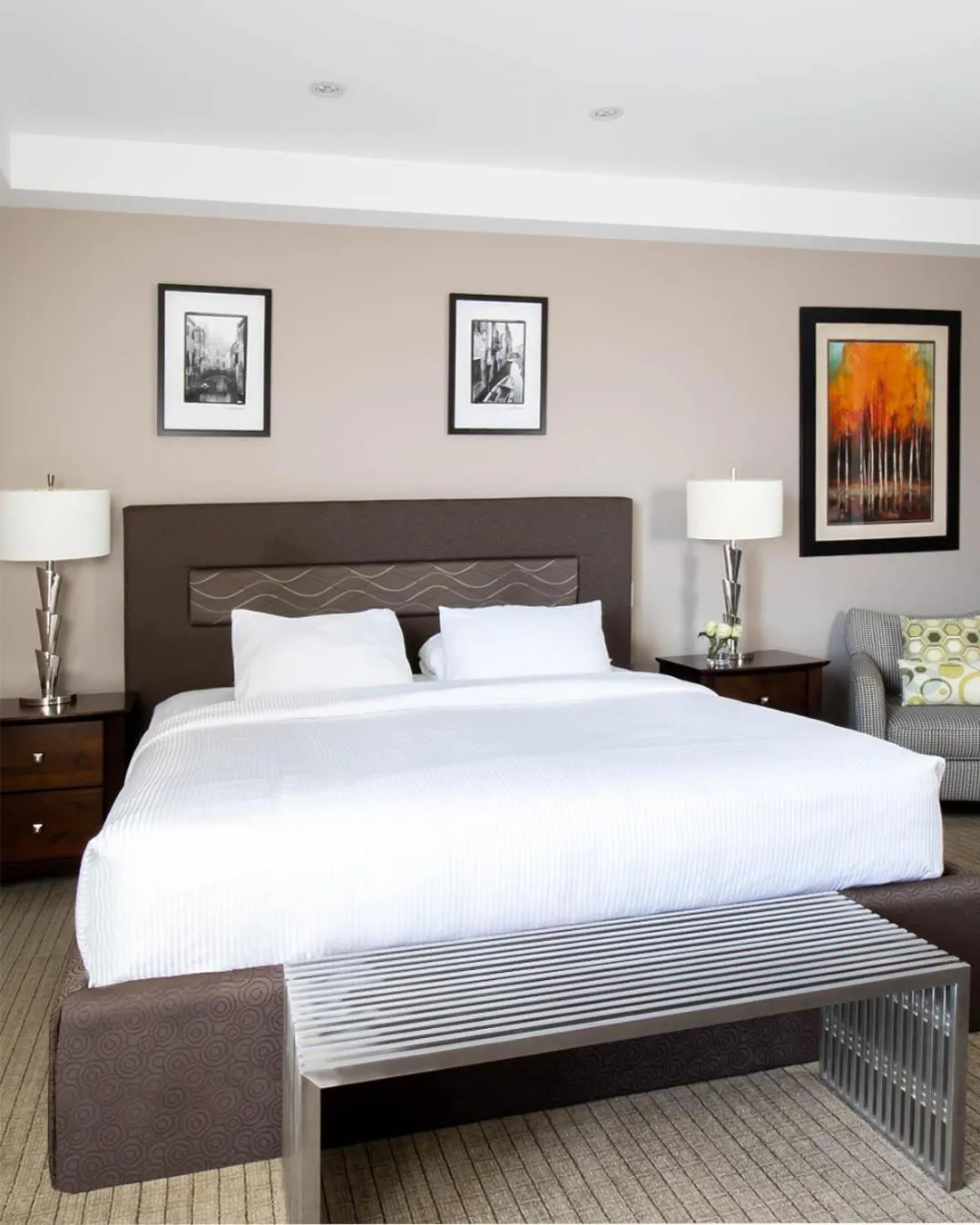 Bed in Retro Suites Hotel