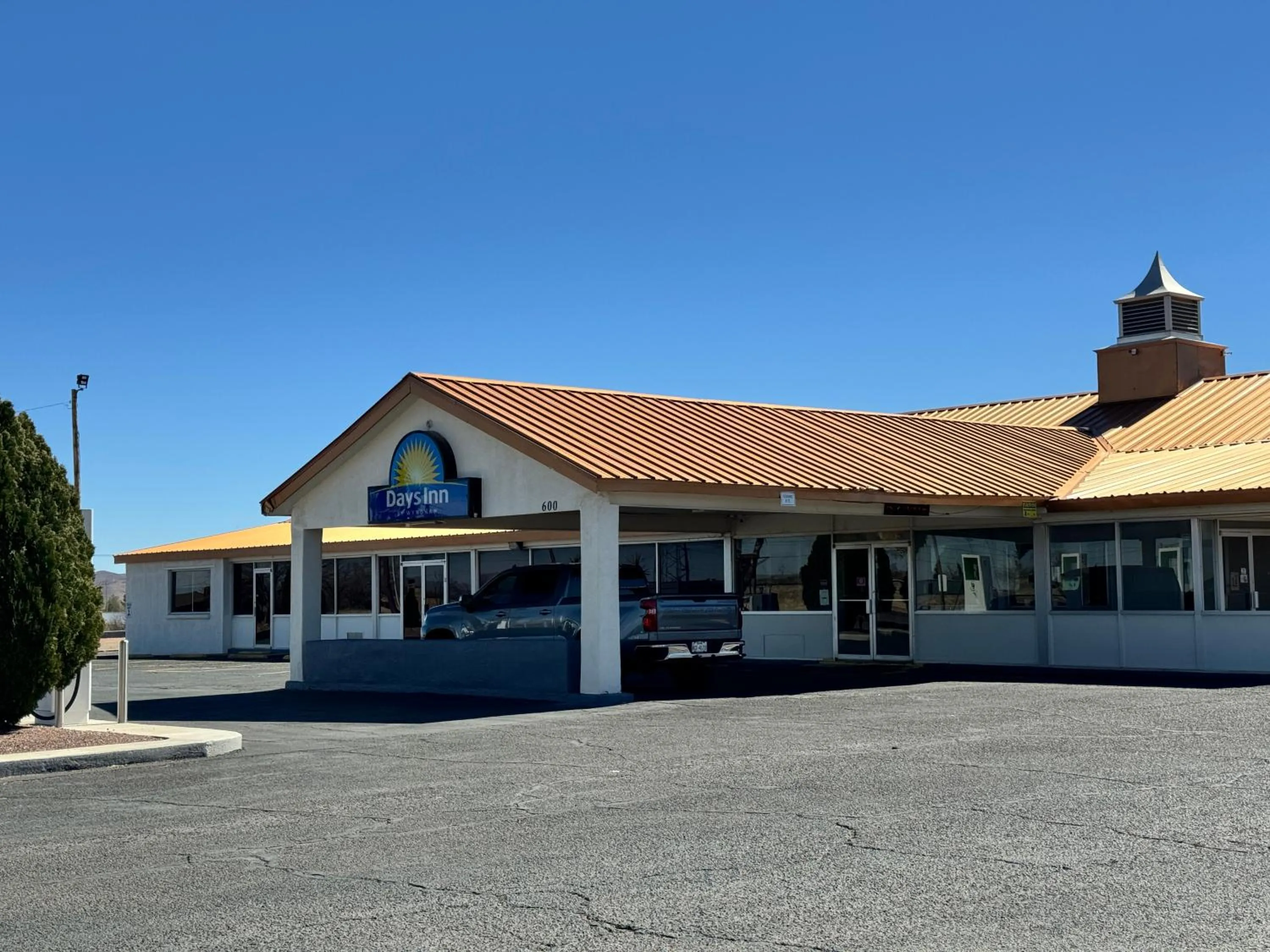 Property building in Days Inn by Wyndham Van Horn TX
