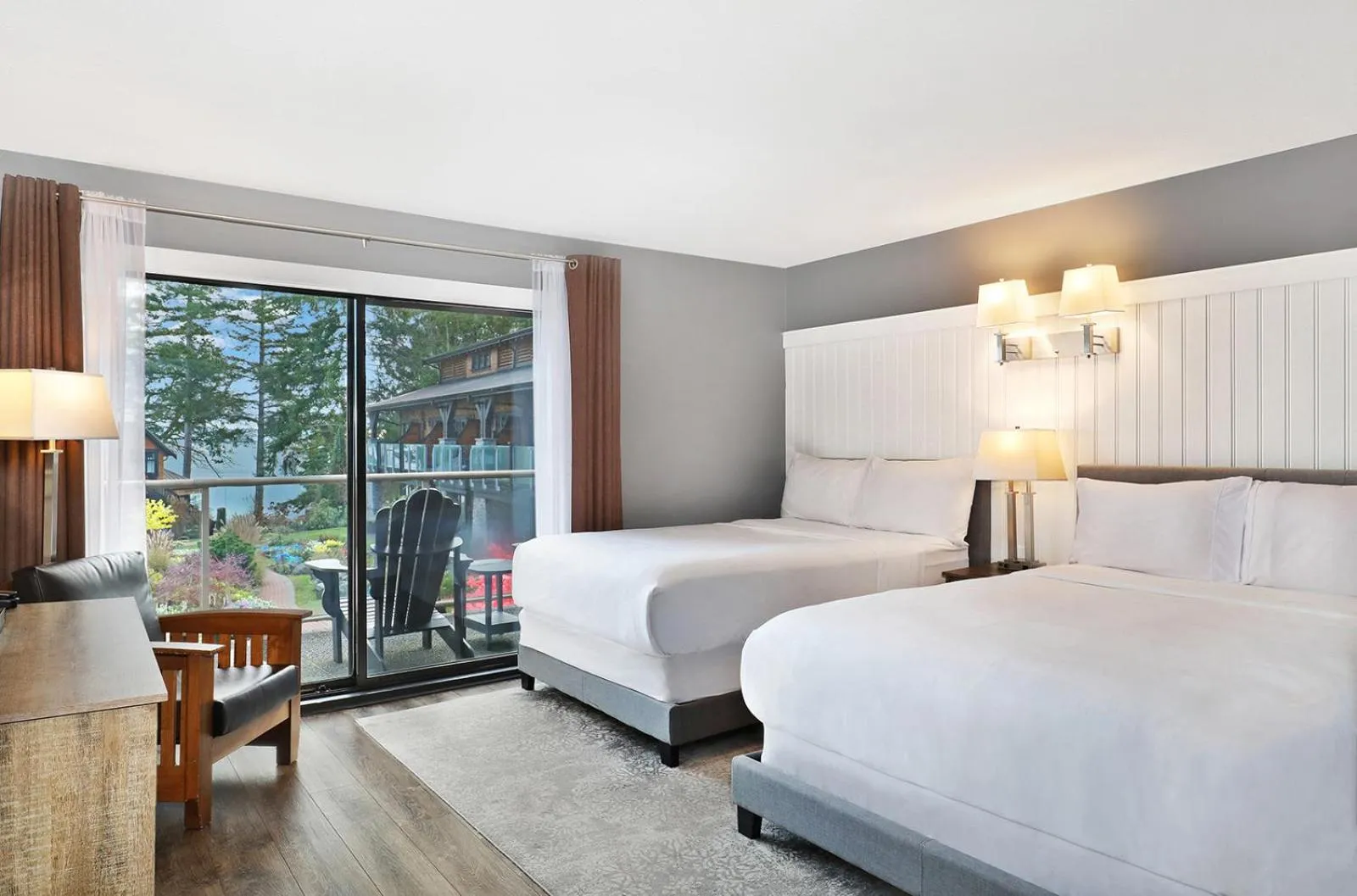 Bed in Kingfisher Pacific Resort & Spa