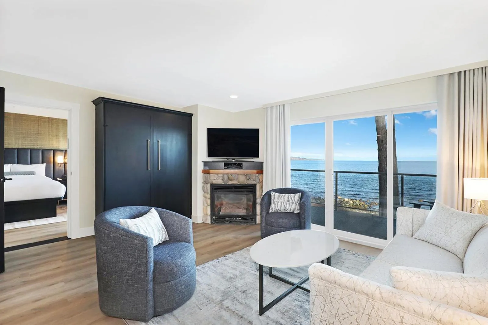 Kingfisher Pacific Resort & Spa