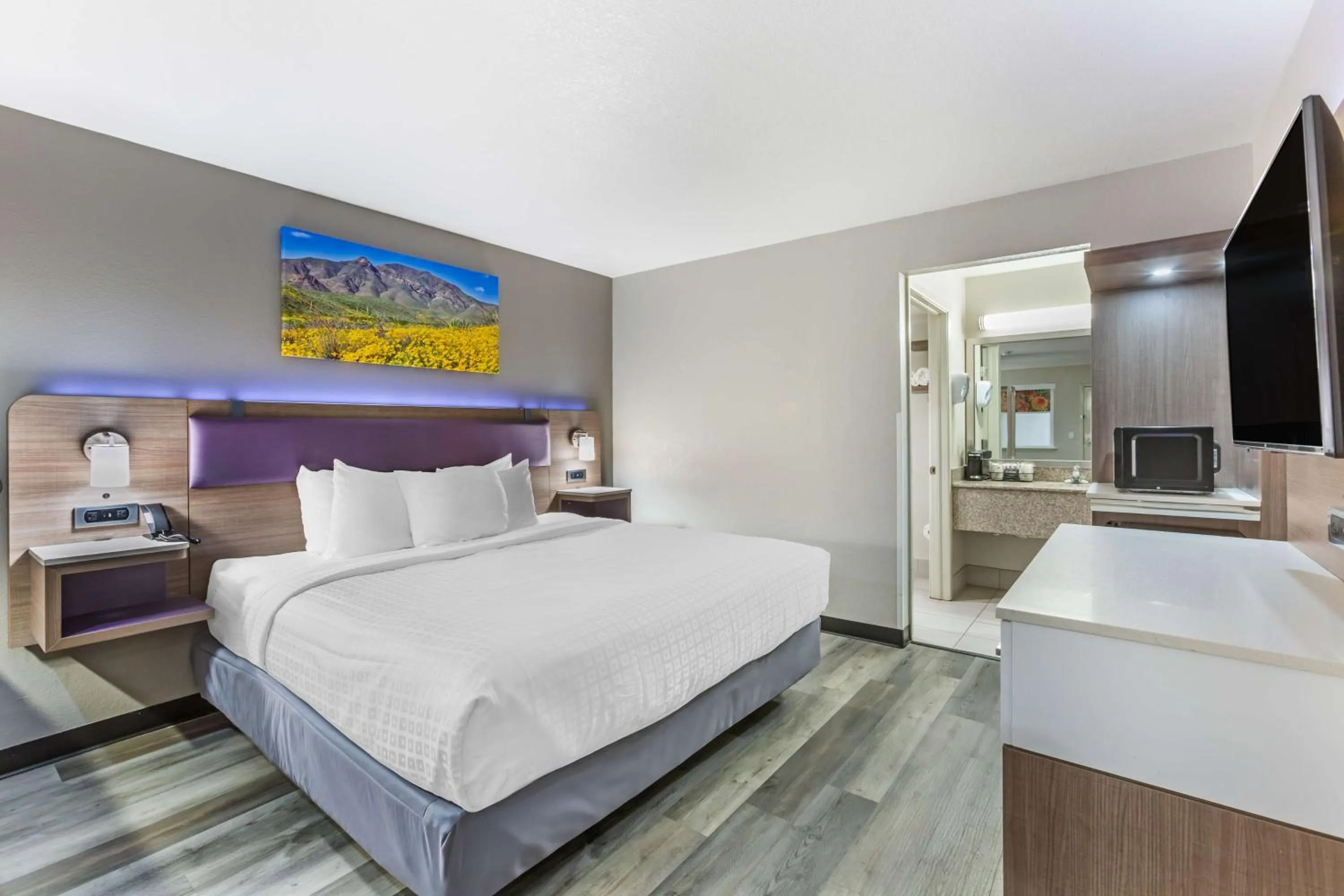 Bedroom, Bed in Best Western Sunland Park Inn