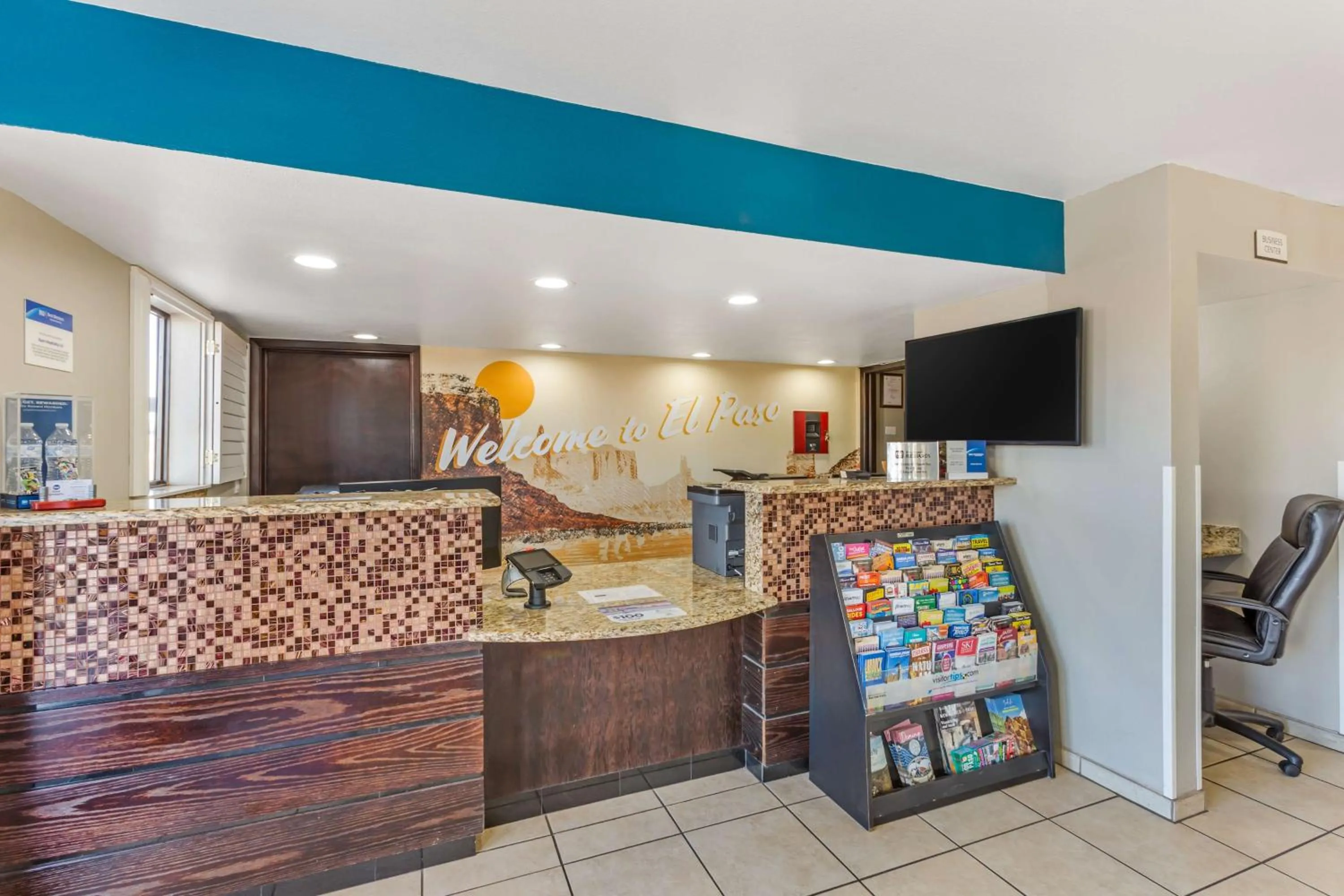 Lobby or reception in Best Western Sunland Park Inn