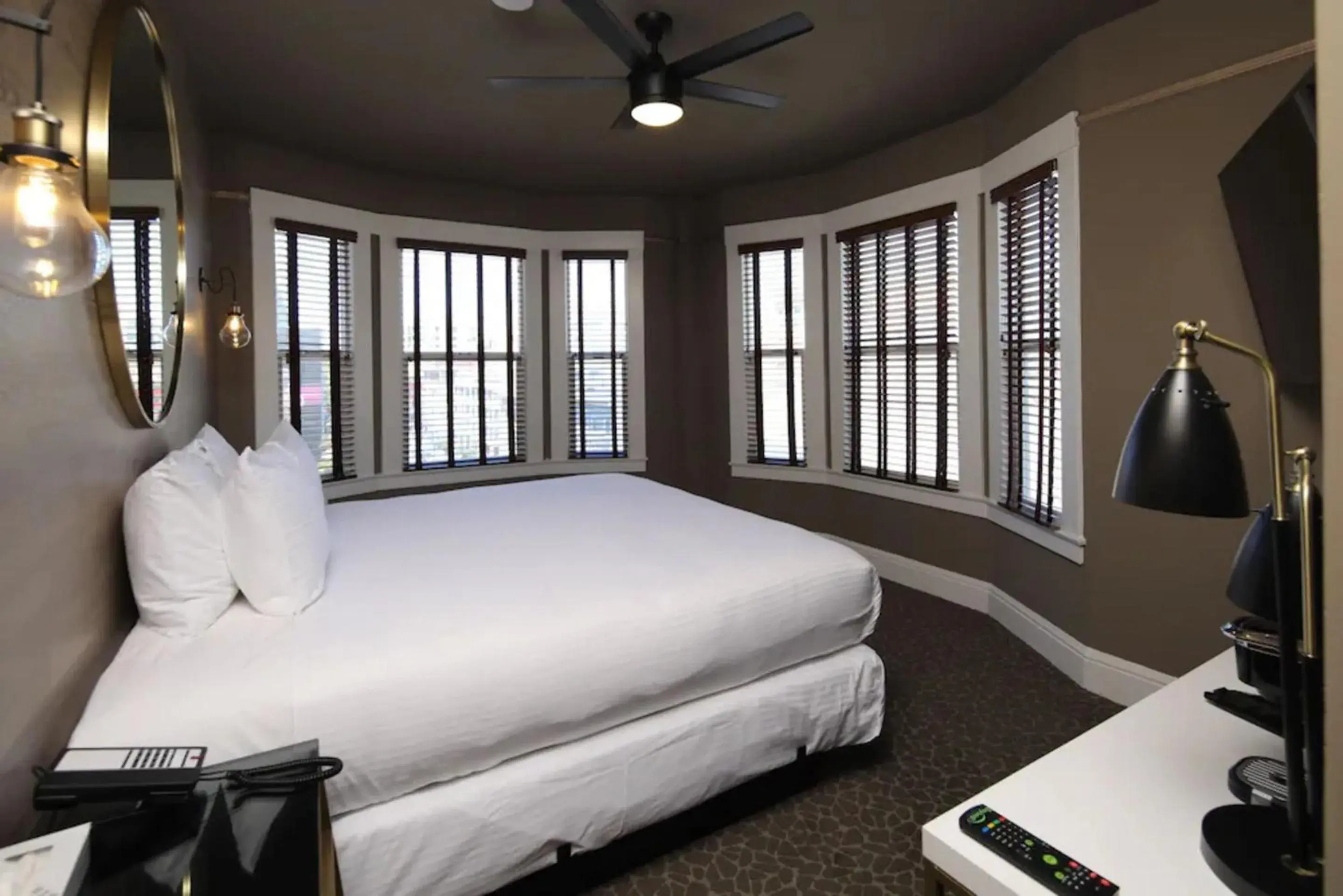 Bed in Motel 6 San Francisco, CA Civic Center Bed in Motel 6 San Francisco, CA Civic Center