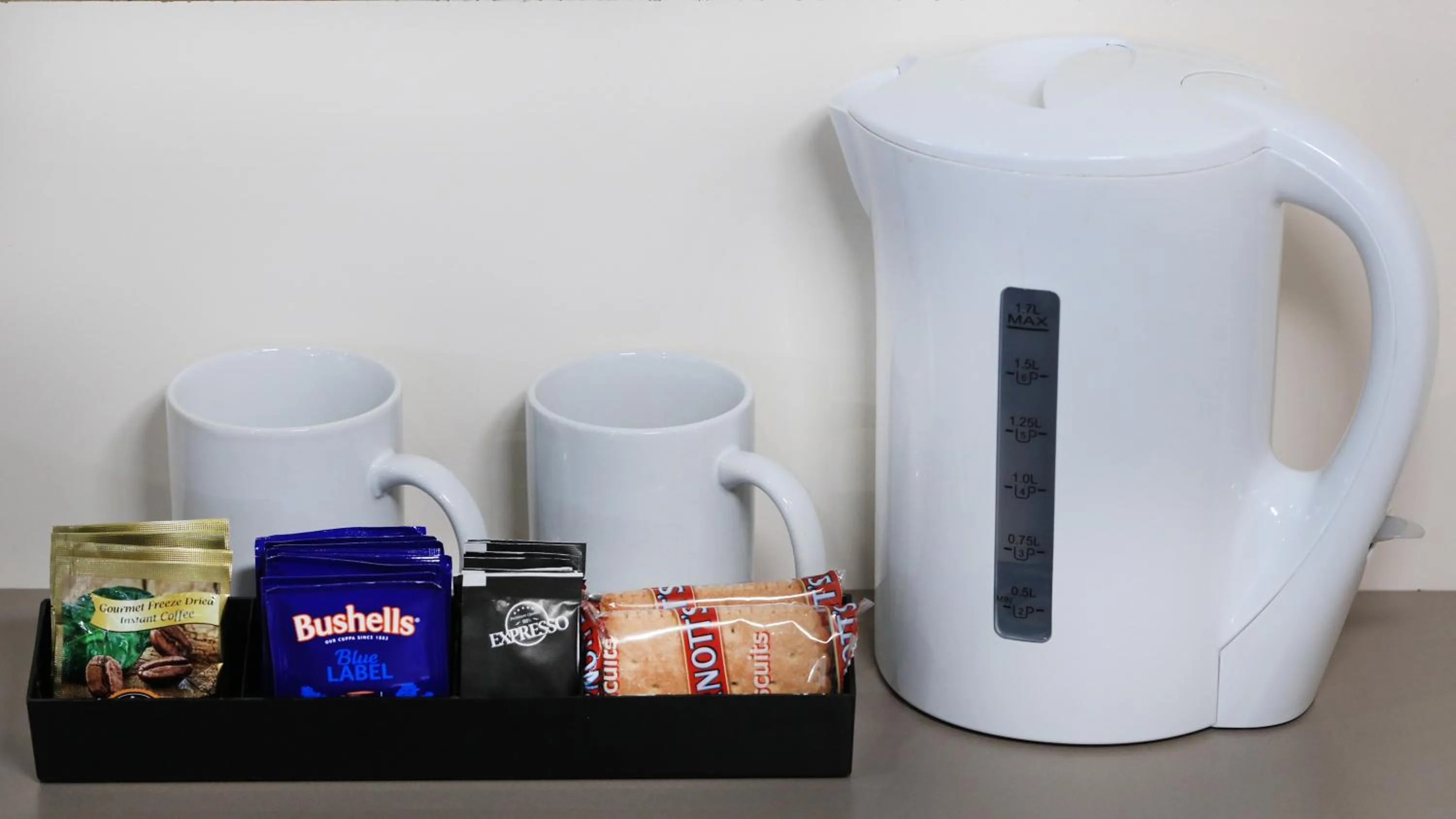 Coffee/tea facilities in Sapphire City Motor Inn