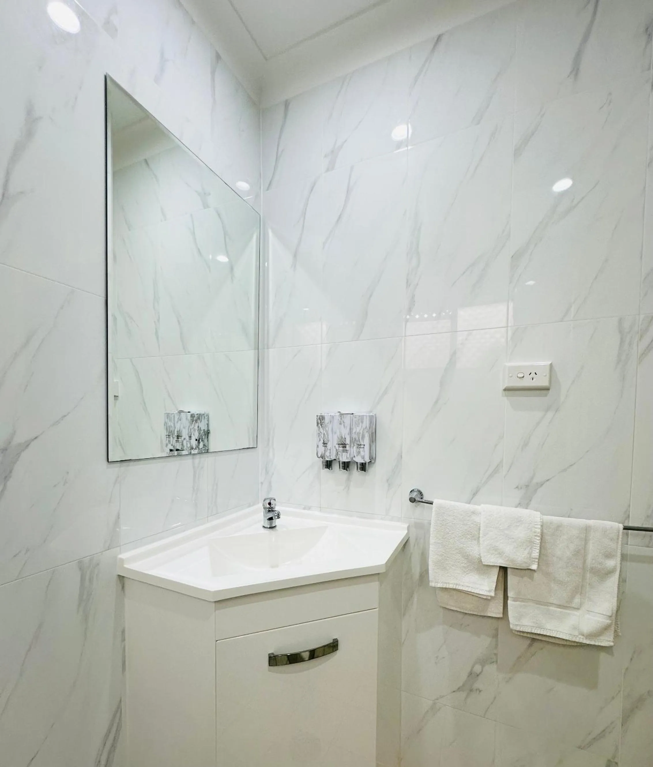 Sapphire City Motor Inn