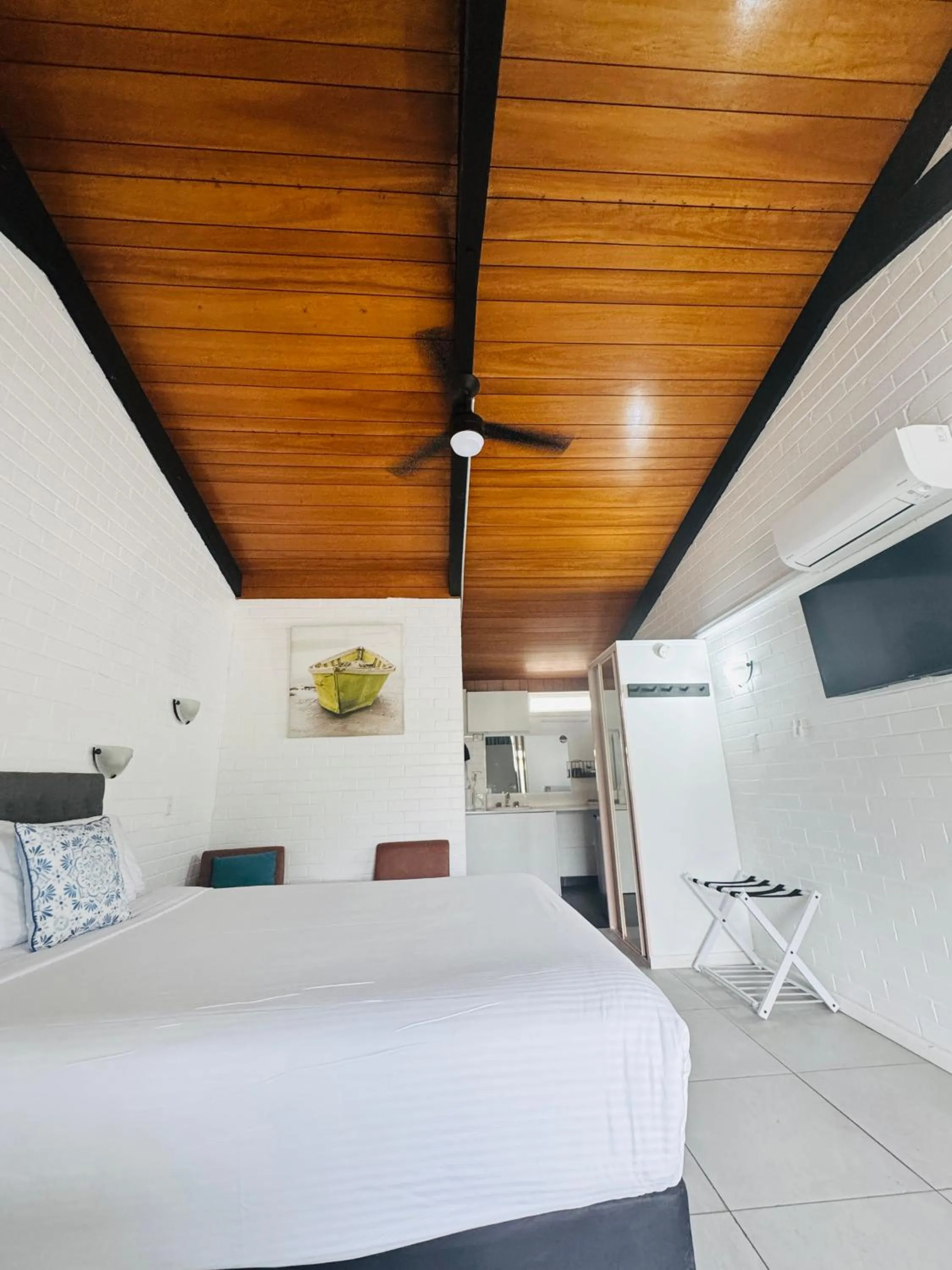 Bedroom, Bed in Jetty Motel The Entrance