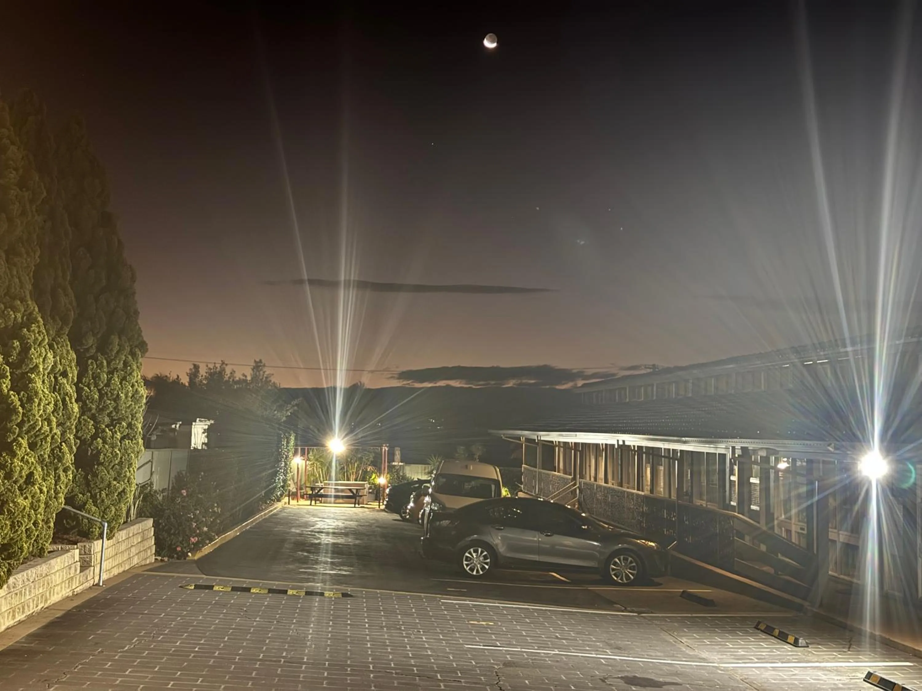 Parking in Jetty Motel The Entrance