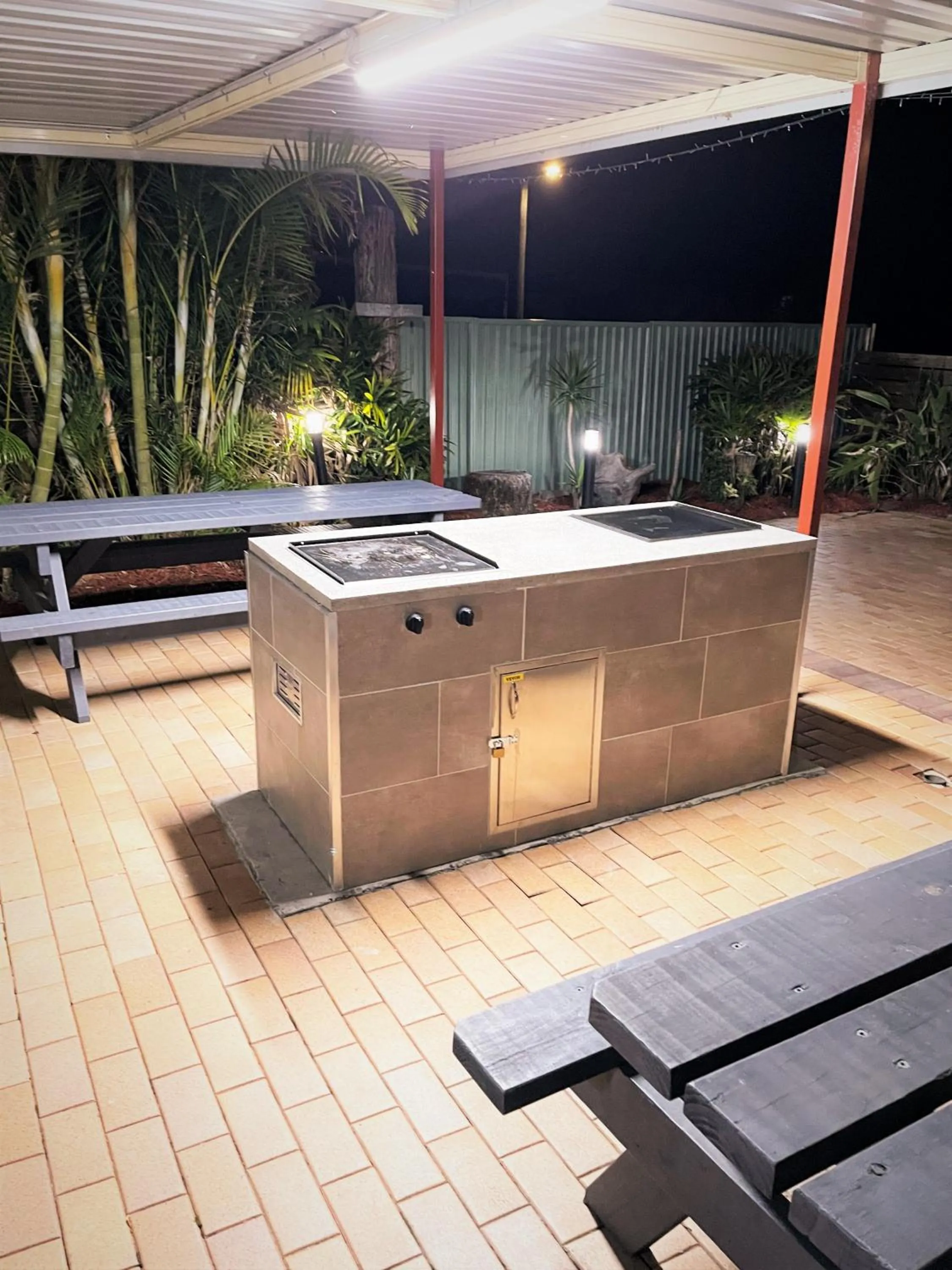 Property building in Jetty Motel The Entrance