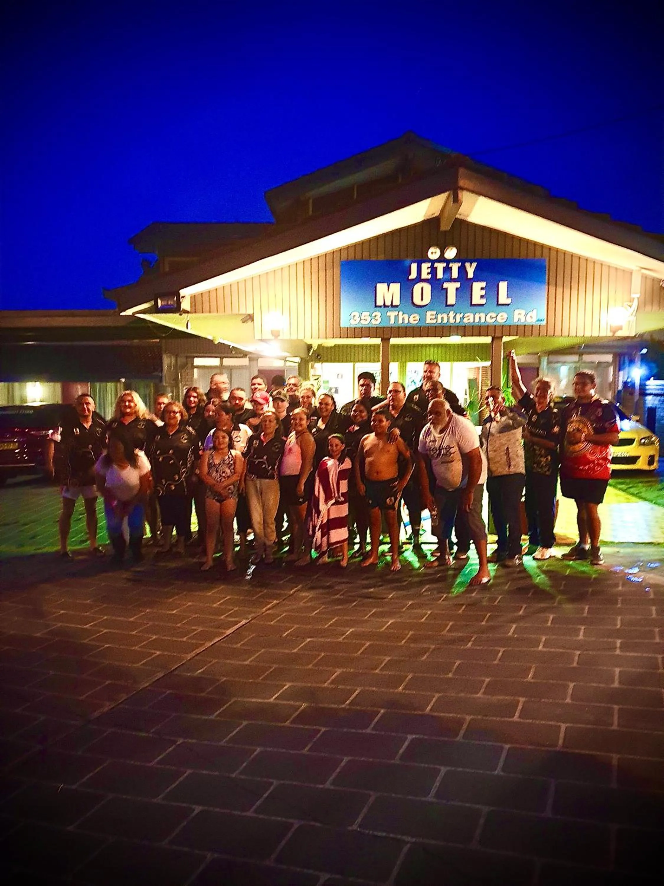 group of guests in Jetty Motel The Entrance