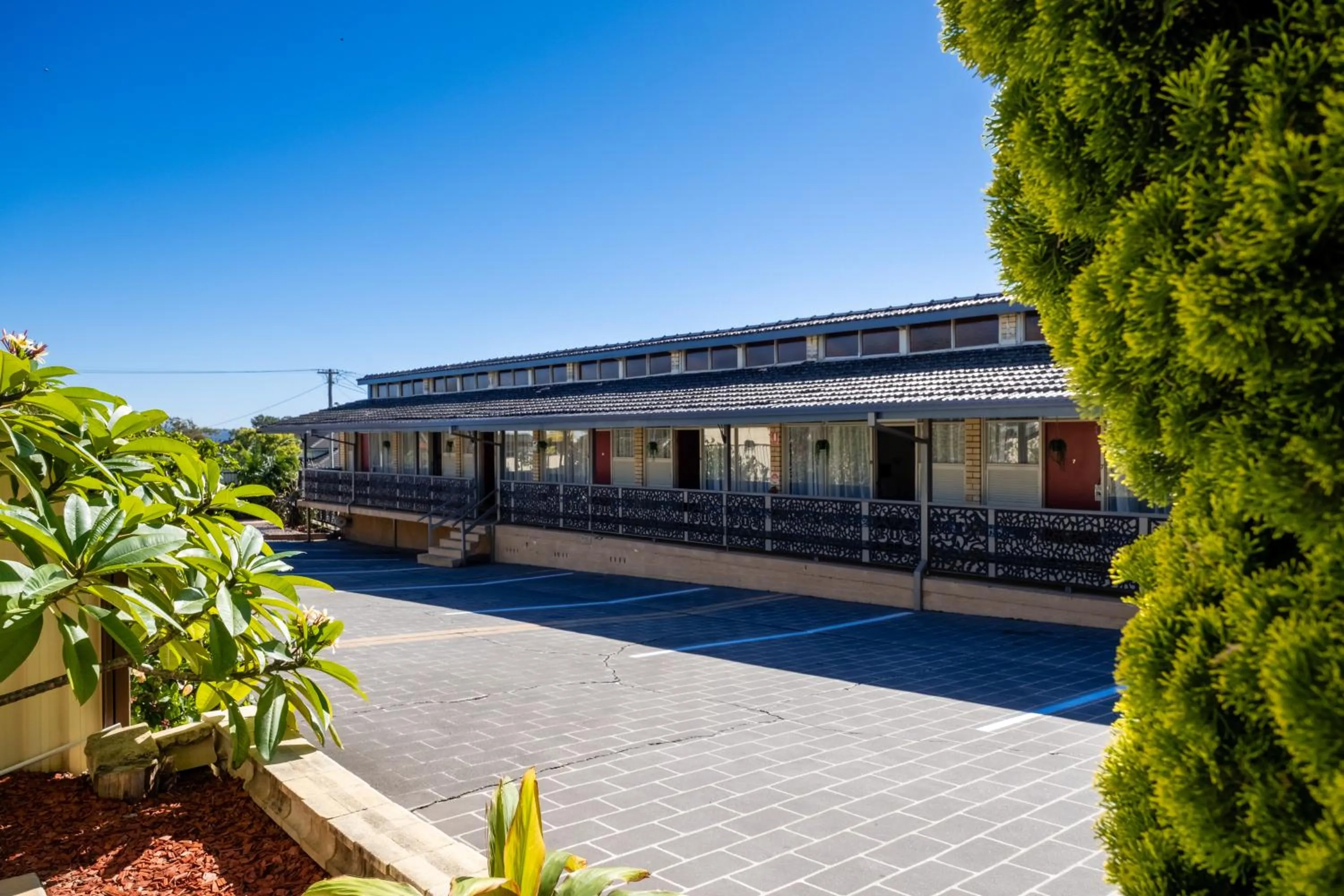 Property building in Jetty Motel The Entrance
