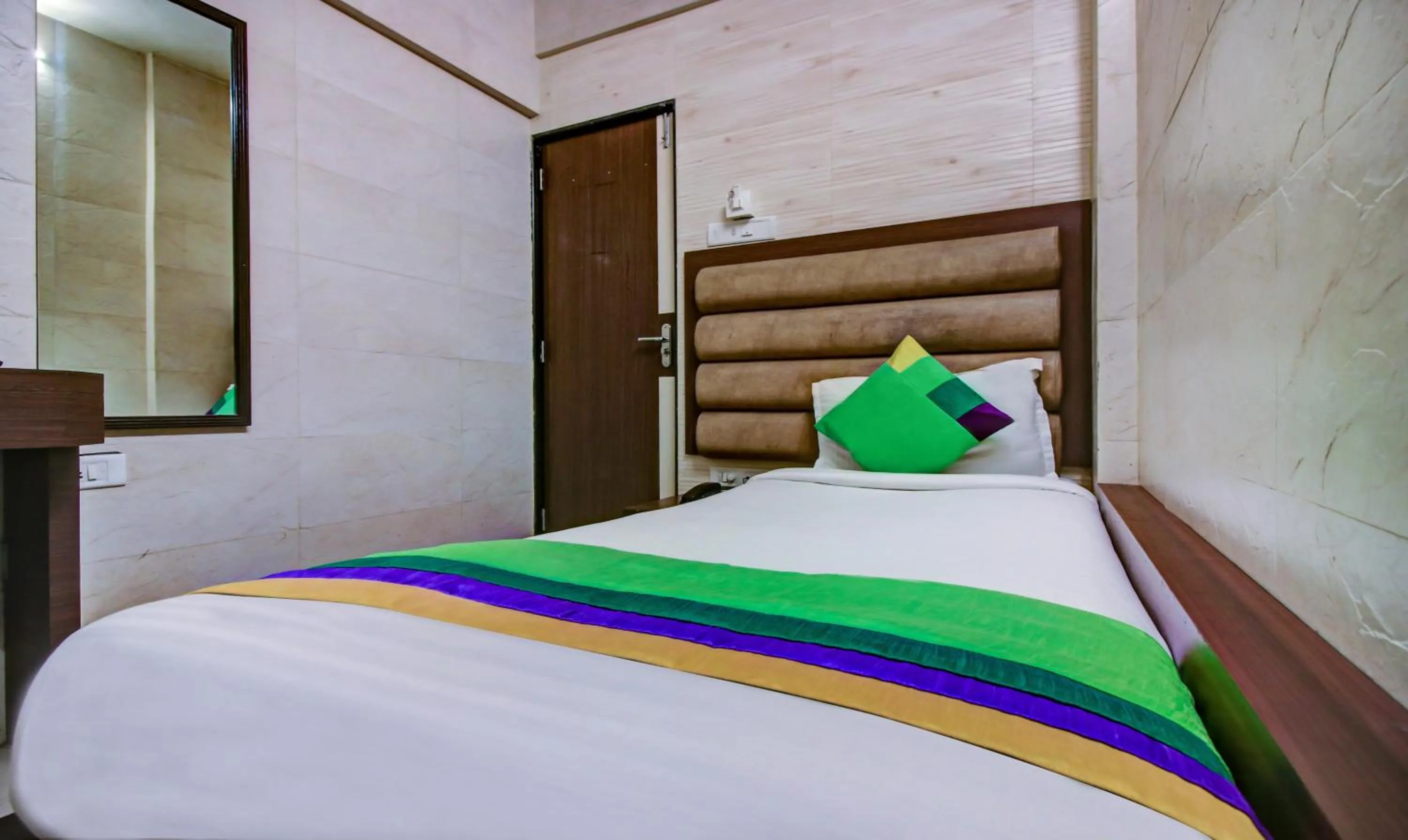 Bedroom, Bed in Treebo Lake Bloom Powai