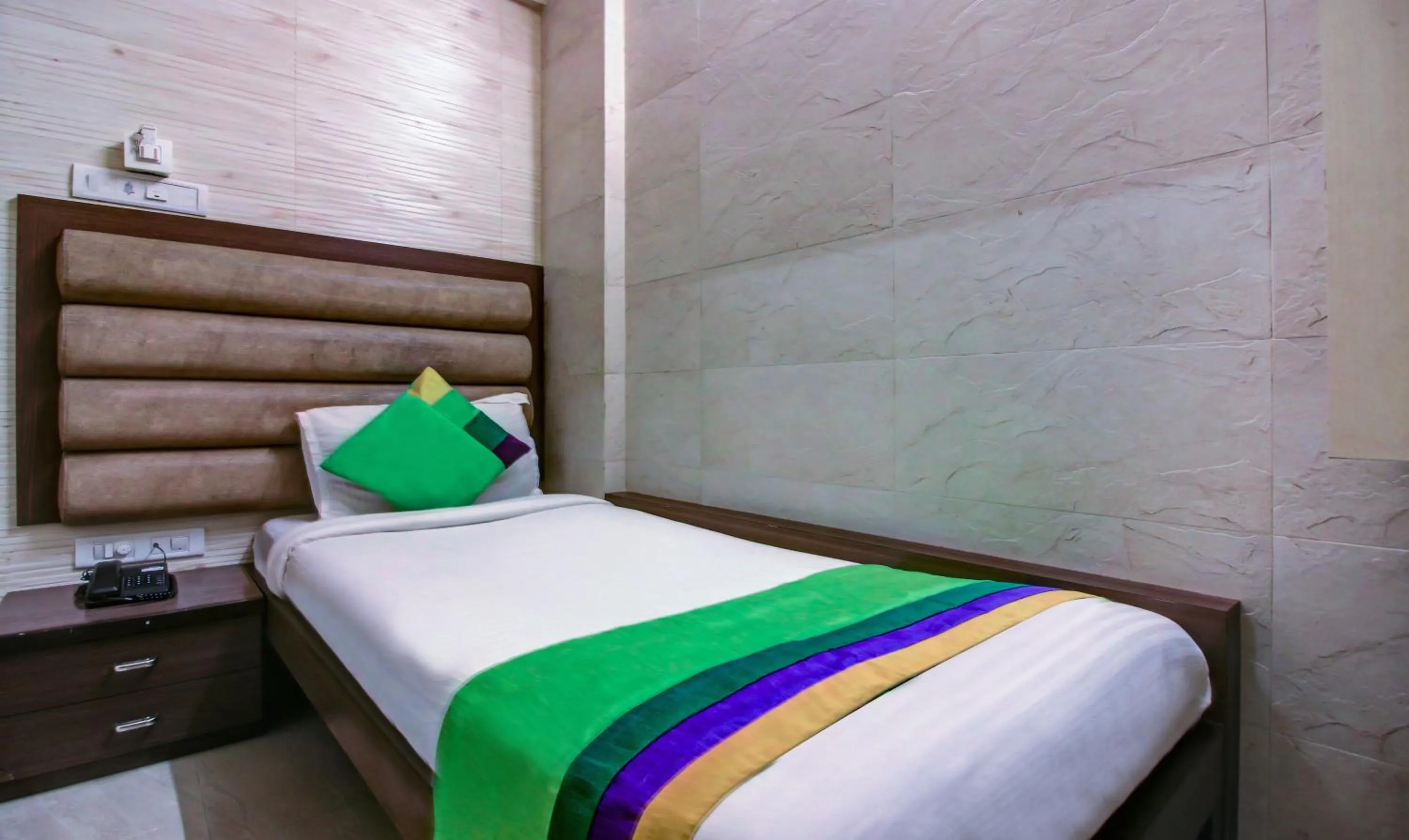 Bedroom, Bed in Treebo Lake Bloom Powai