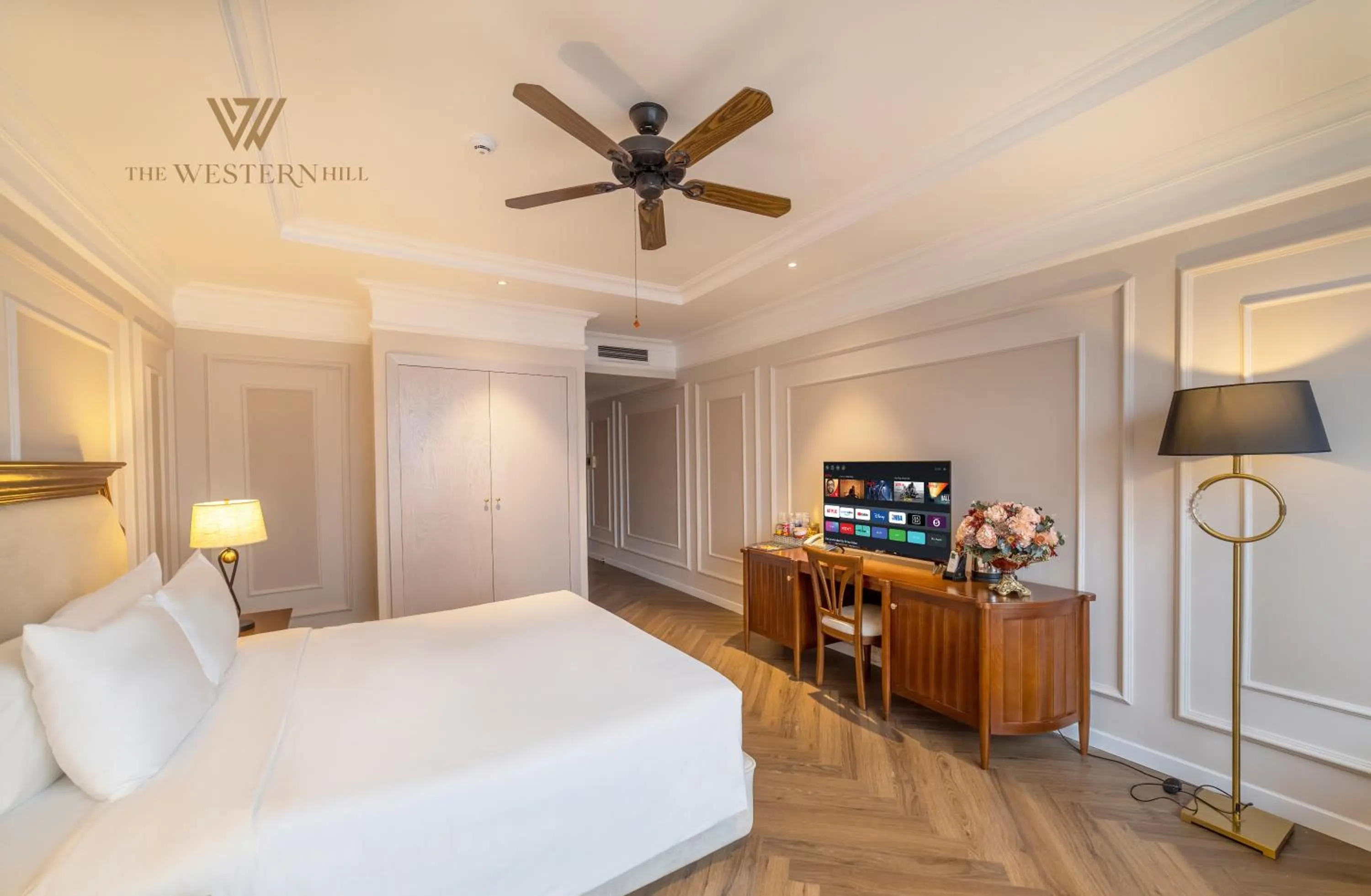 Bed in The Western Hill Dalat Hotel