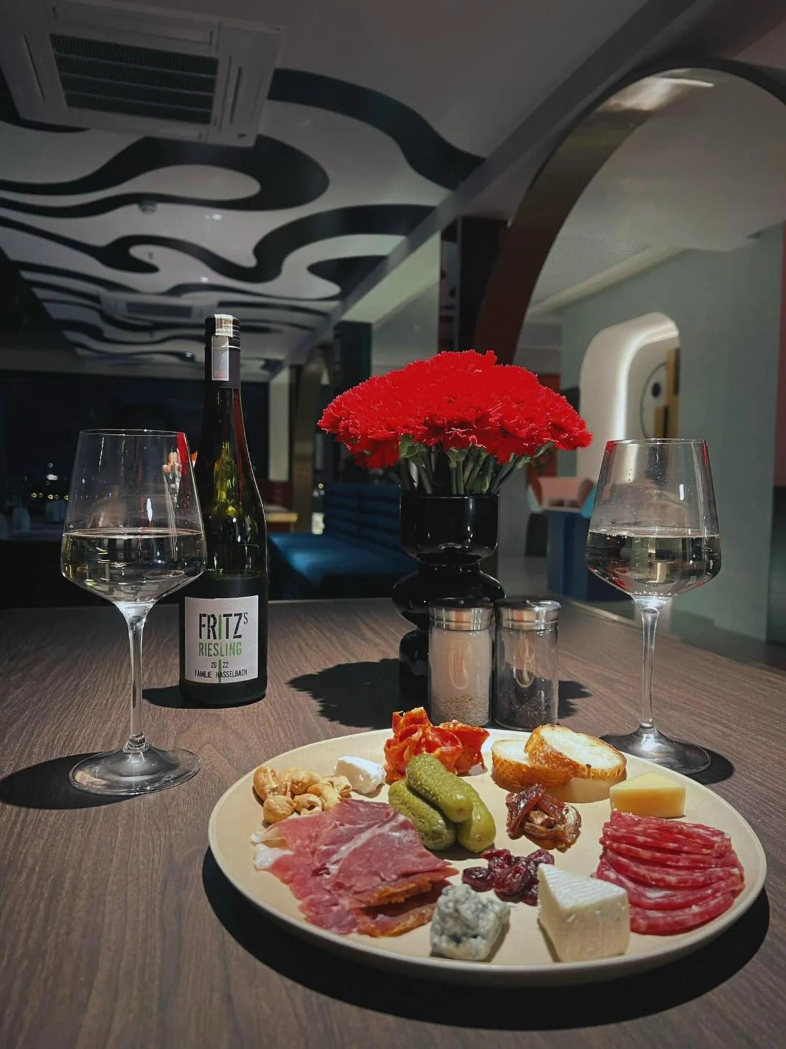 Restaurant/places to eat in Thien Thai Hotel & Spa