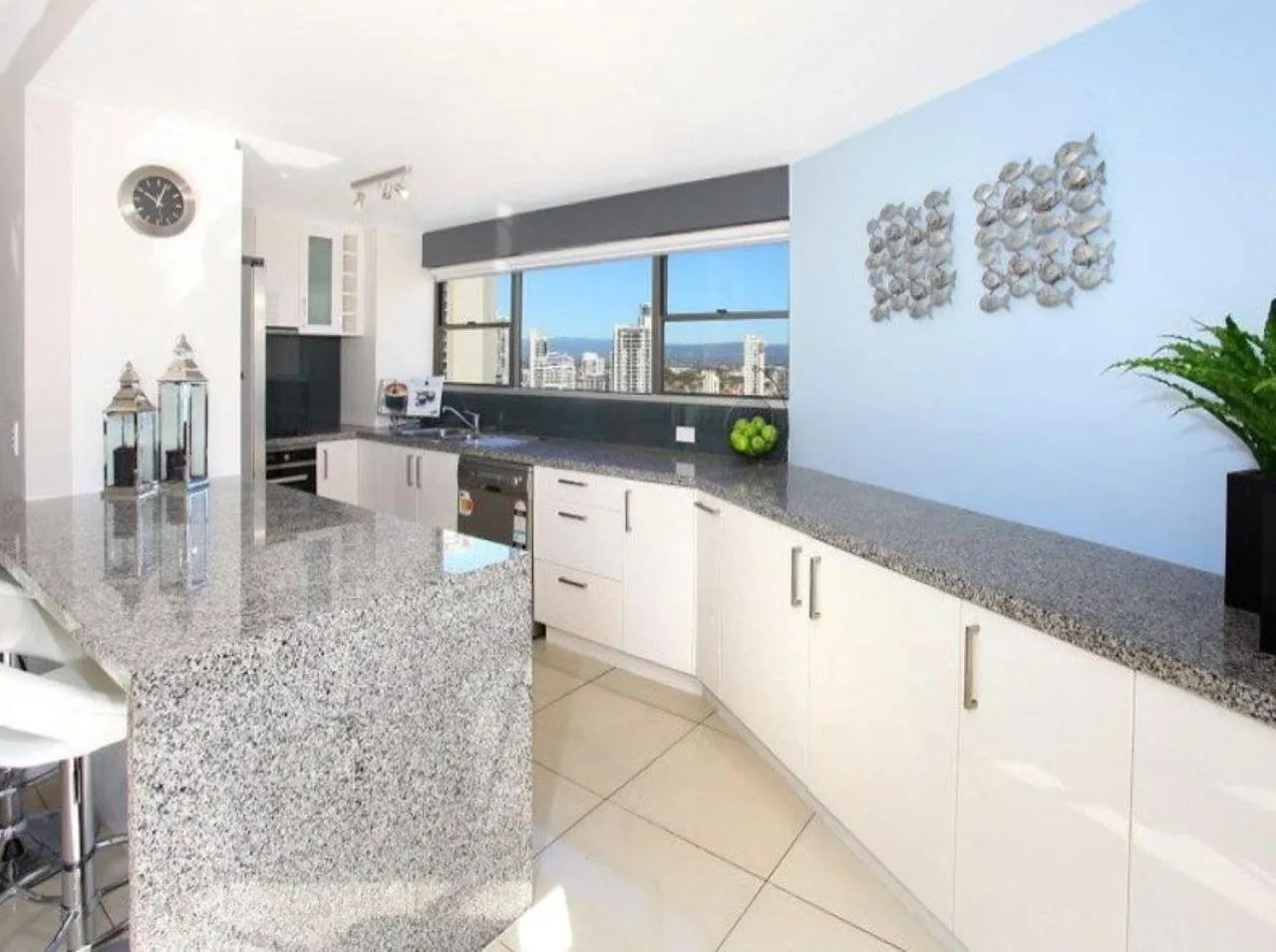 Pacific Plaza Apartments