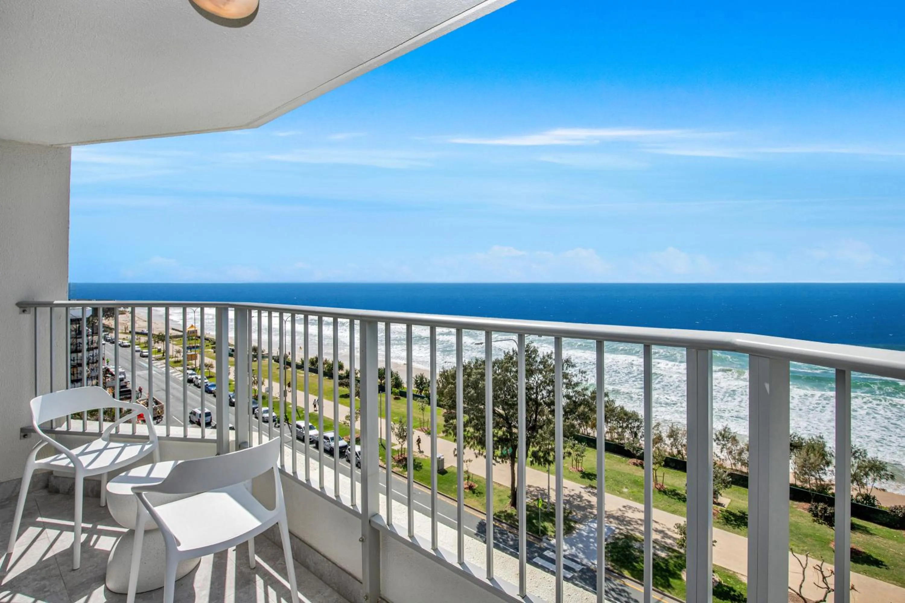 Pacific Plaza Apartments