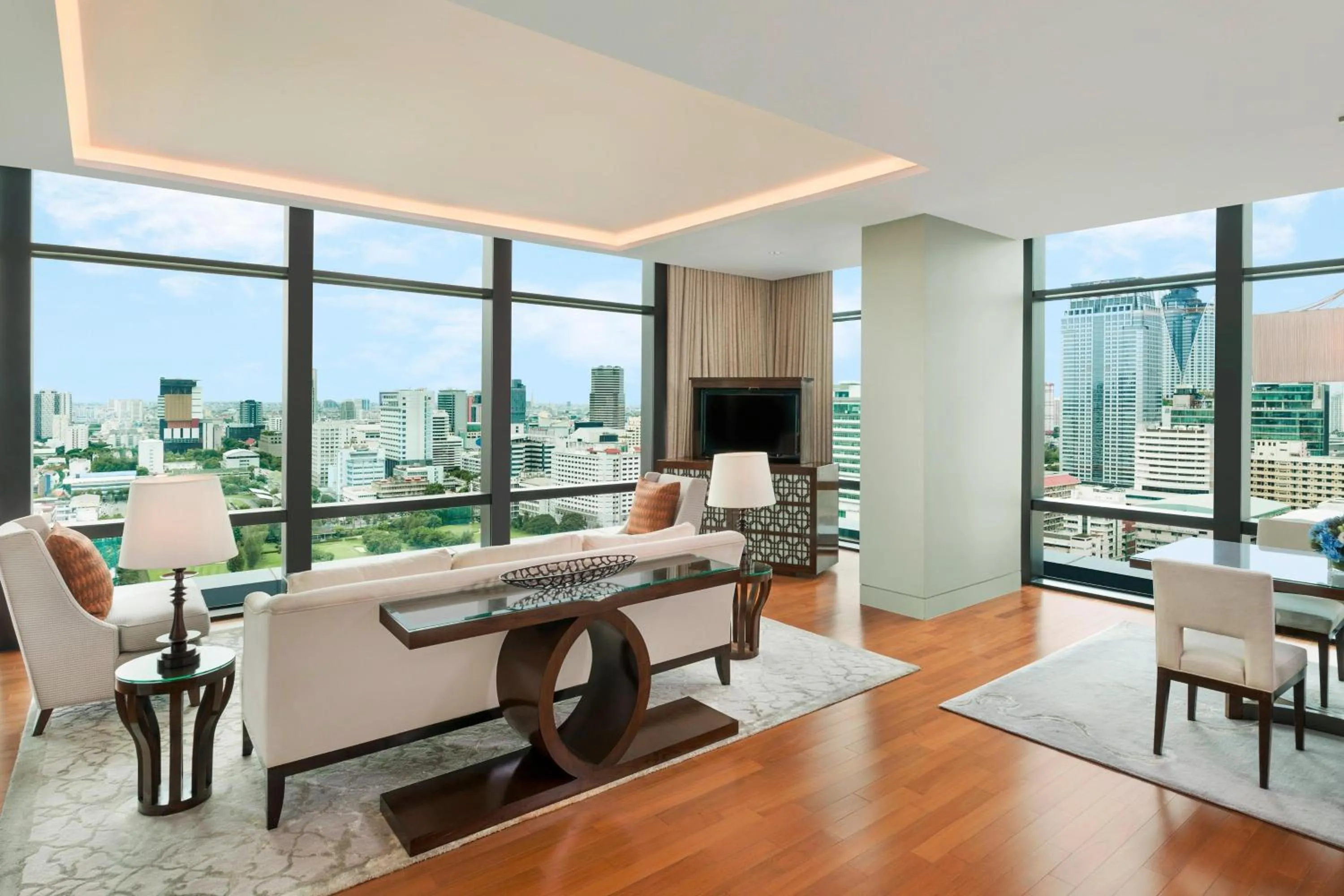 Living room in The St. Regis Bangkok