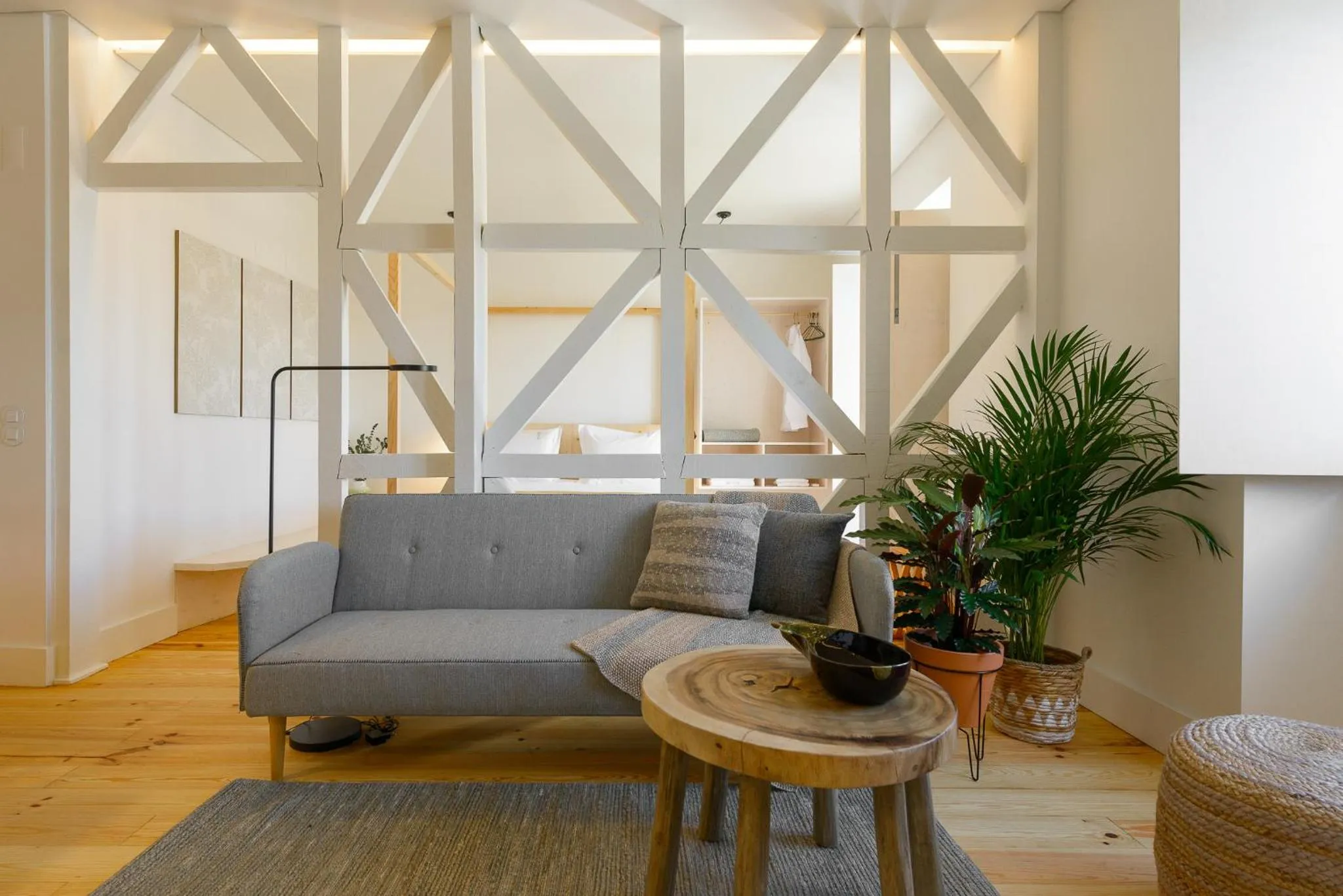 Communal lounge/ TV room in Dona Graca Lisbon Apartments