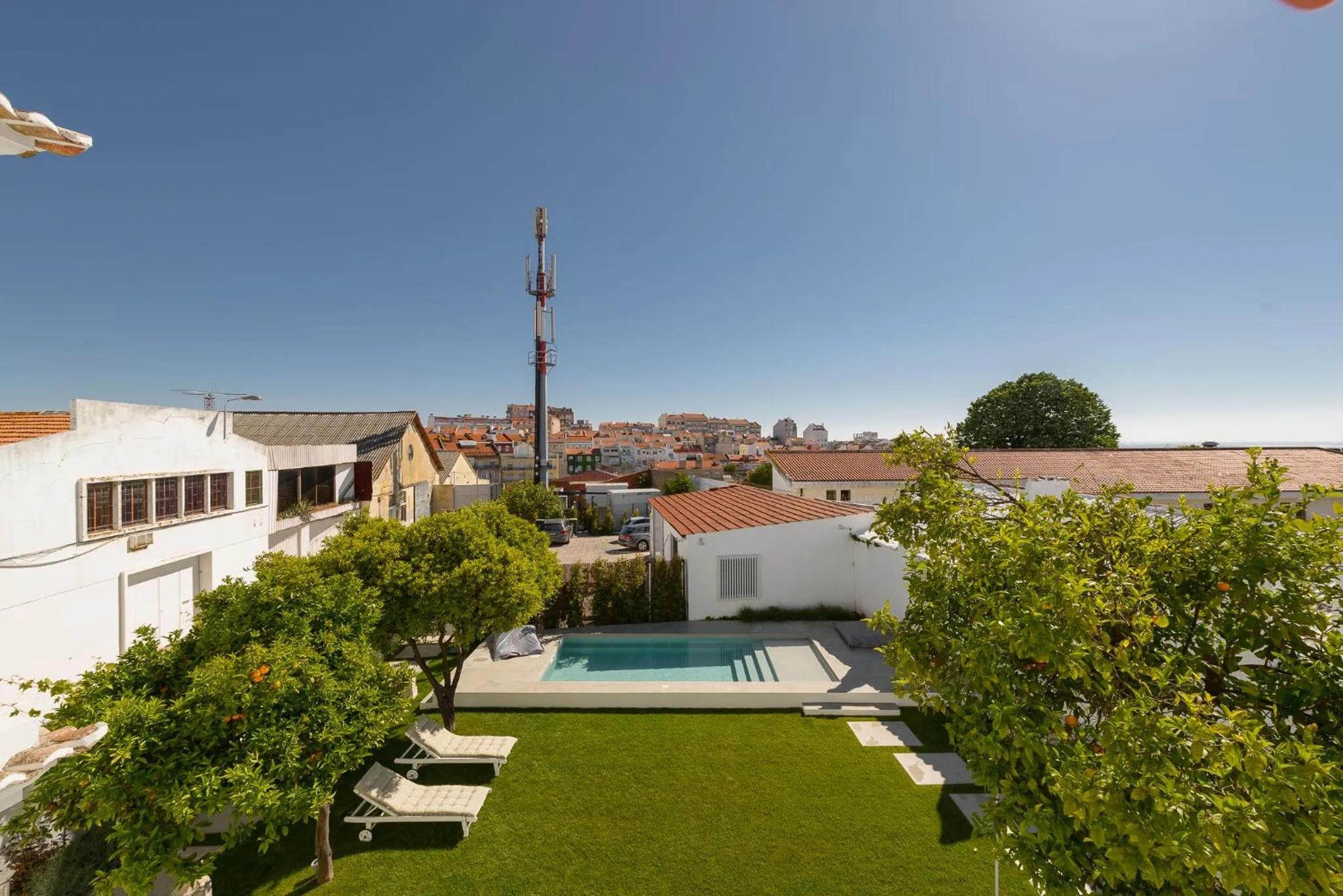 Garden in Dona Graca Lisbon Apartments