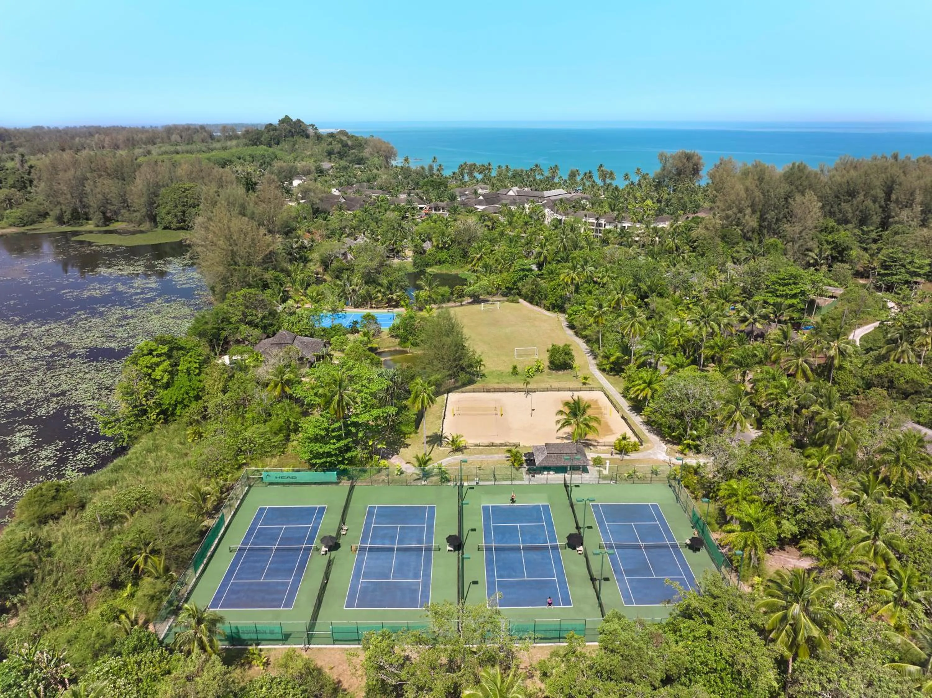 Tennis court in ROBINSON KHAO LAK