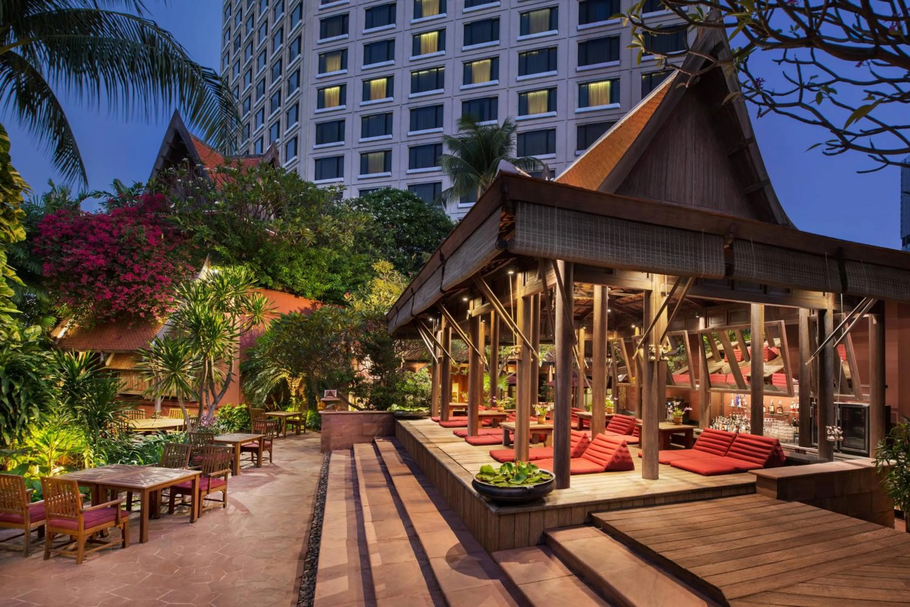 Restaurant/places to eat in Sheraton Grande Sukhumvit, a Luxury Collection Hotel, Bangkok