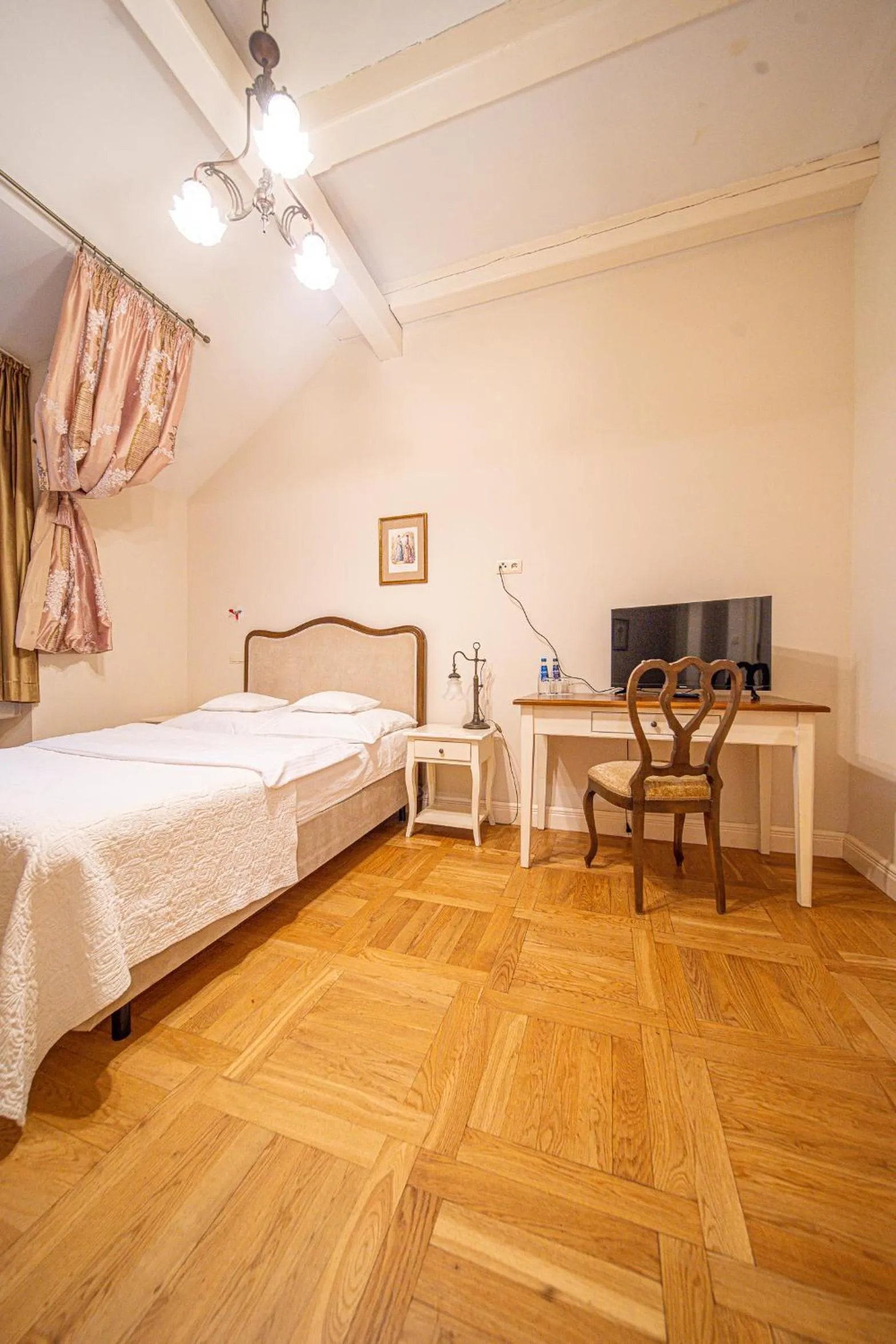 Bed in Pałac Zdunowo