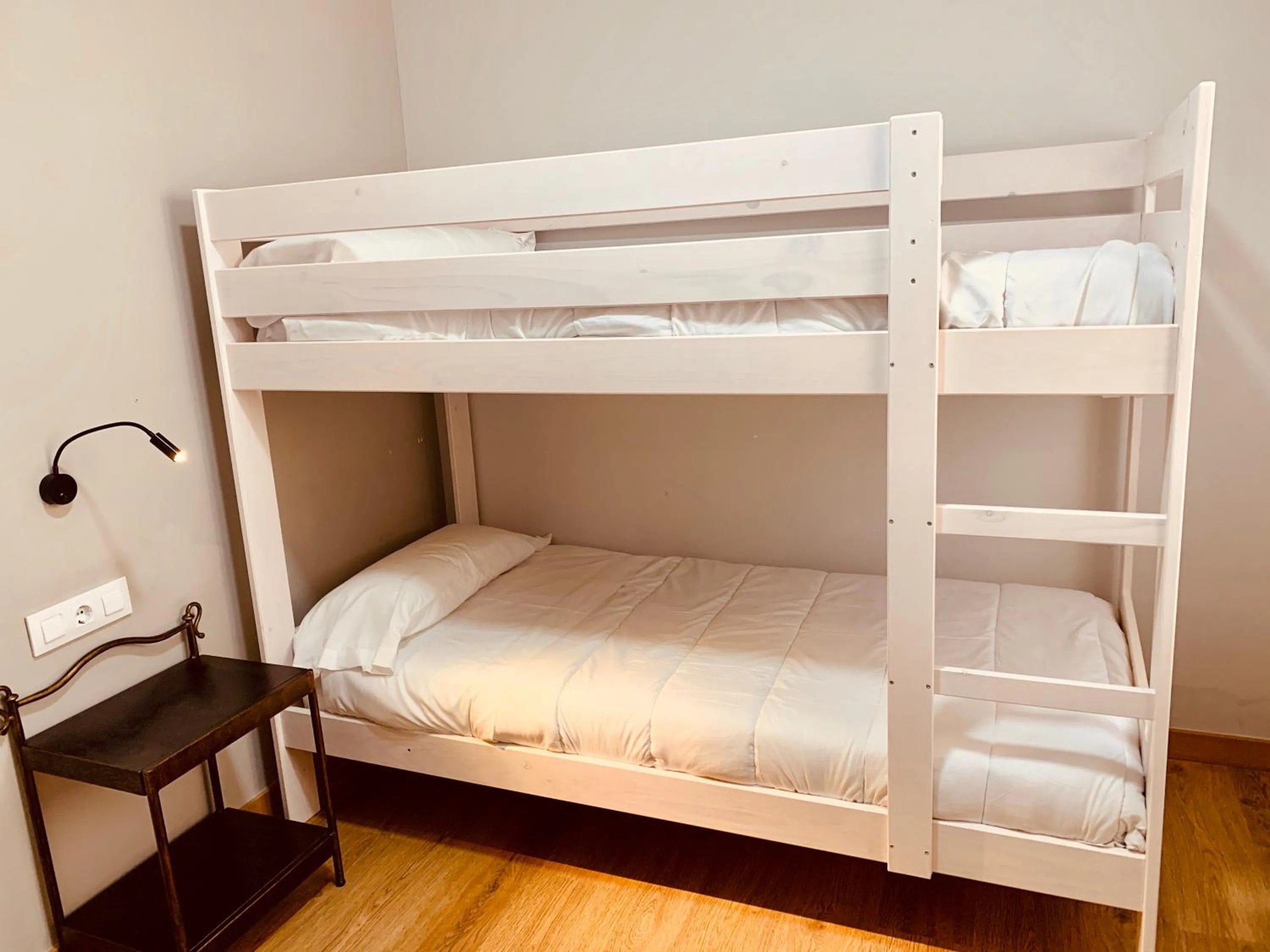 Bed in Apartamentos Maladeta