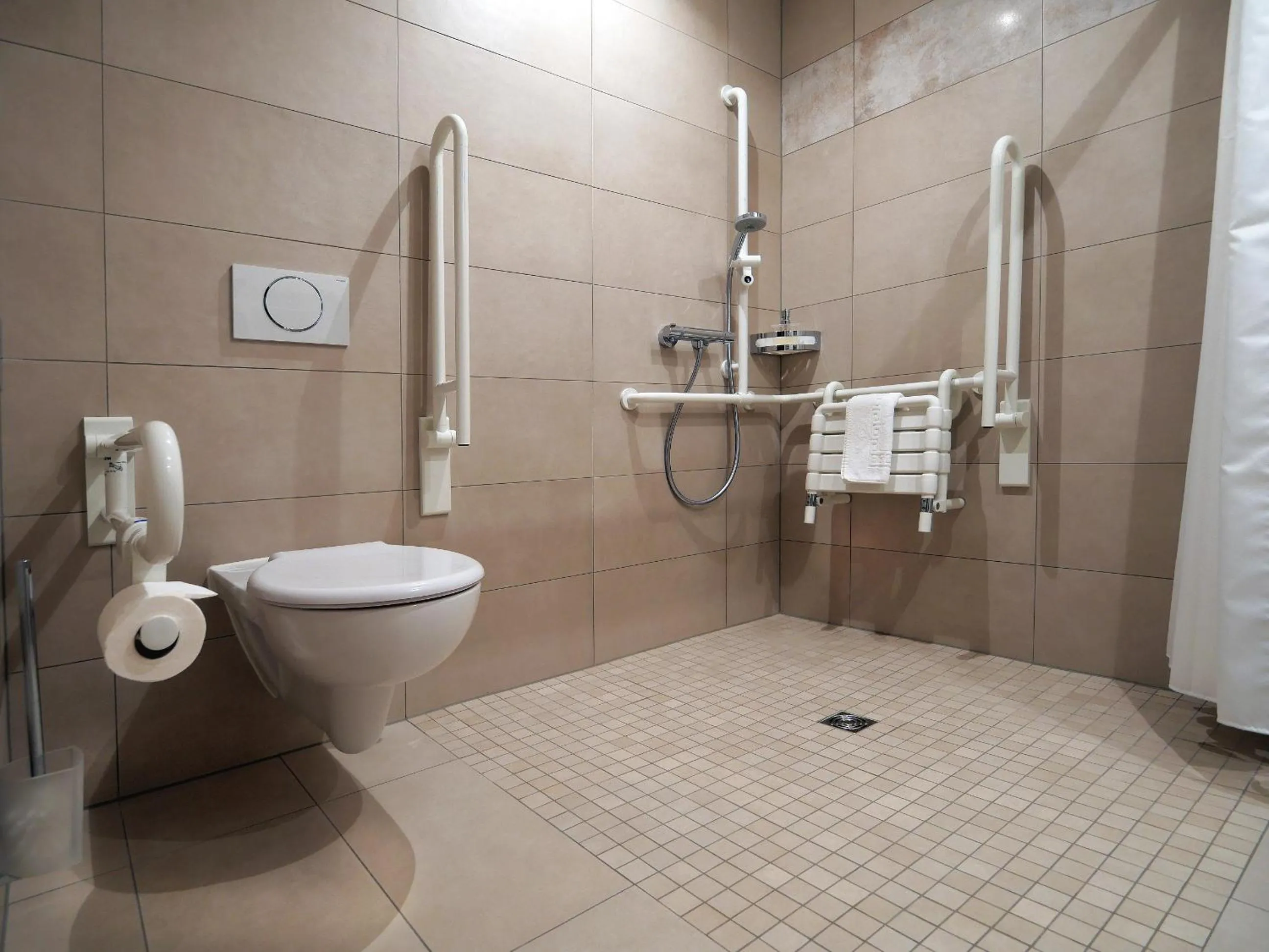 Toilet in Hotel Martha Dresden