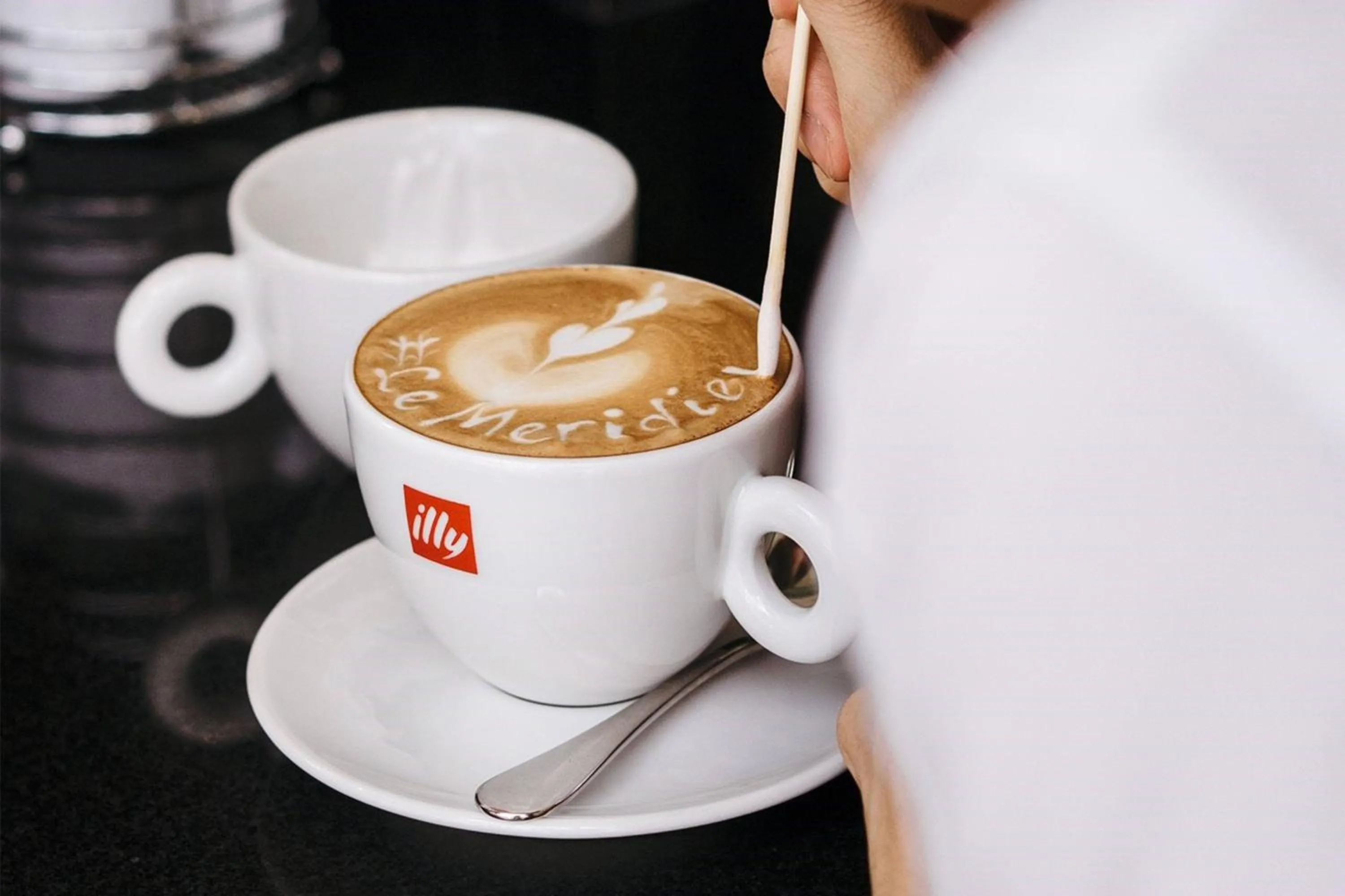 Restaurant/places to eat in Le Meridien Bangkok