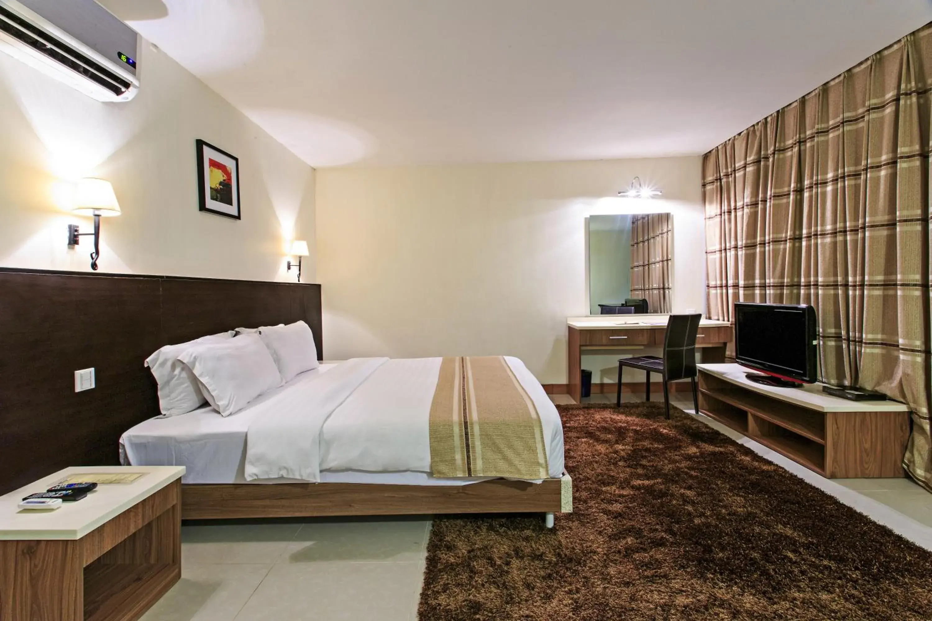 Bed in The Orchard Cebu Hotel & Suites powered by Cocotel Bed in The Orchard Cebu Hotel & Suites powered by Cocotel
