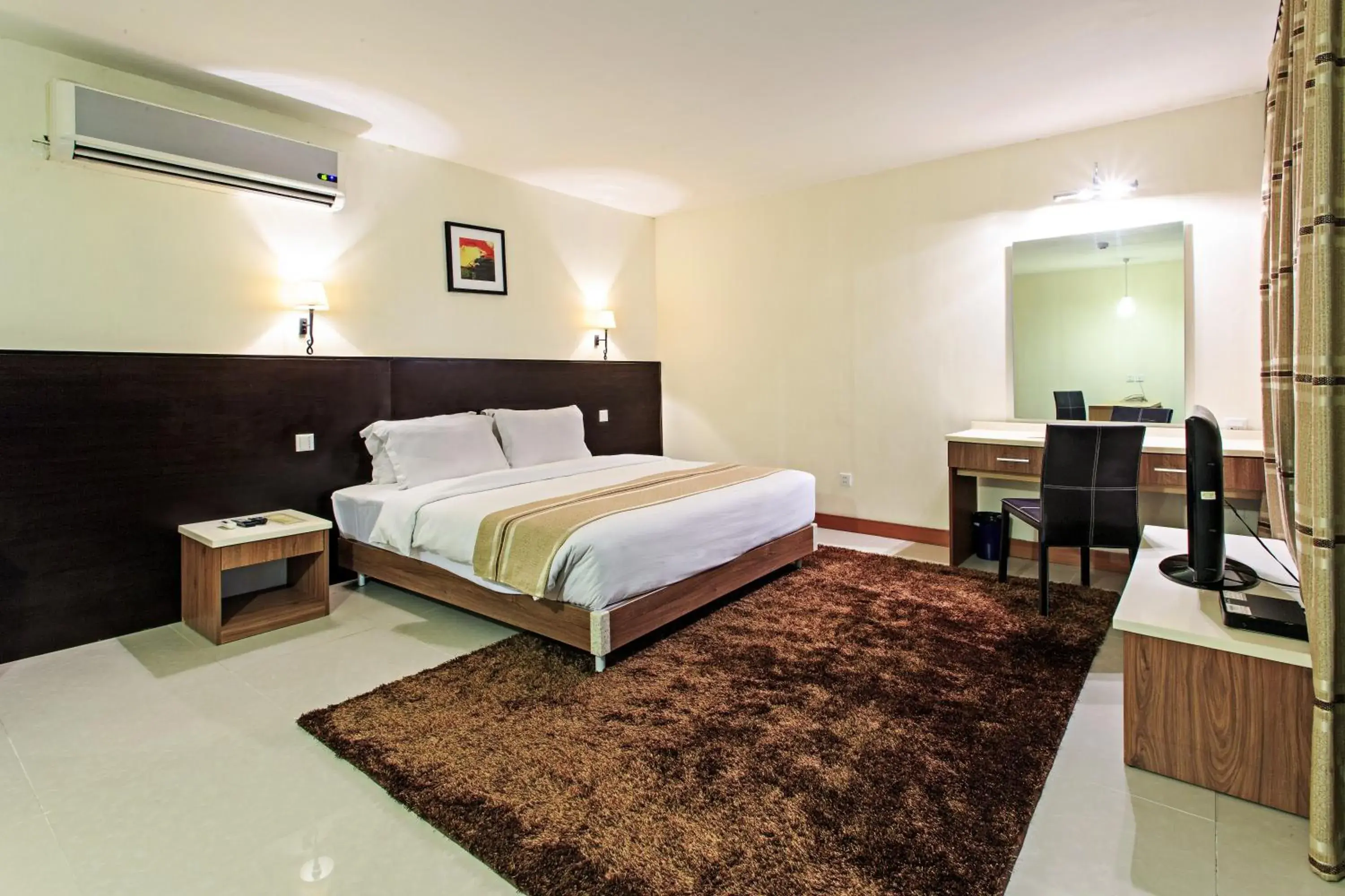 Bed in The Orchard Cebu Hotel & Suites powered by Cocotel Bed in The Orchard Cebu Hotel & Suites powered by Cocotel