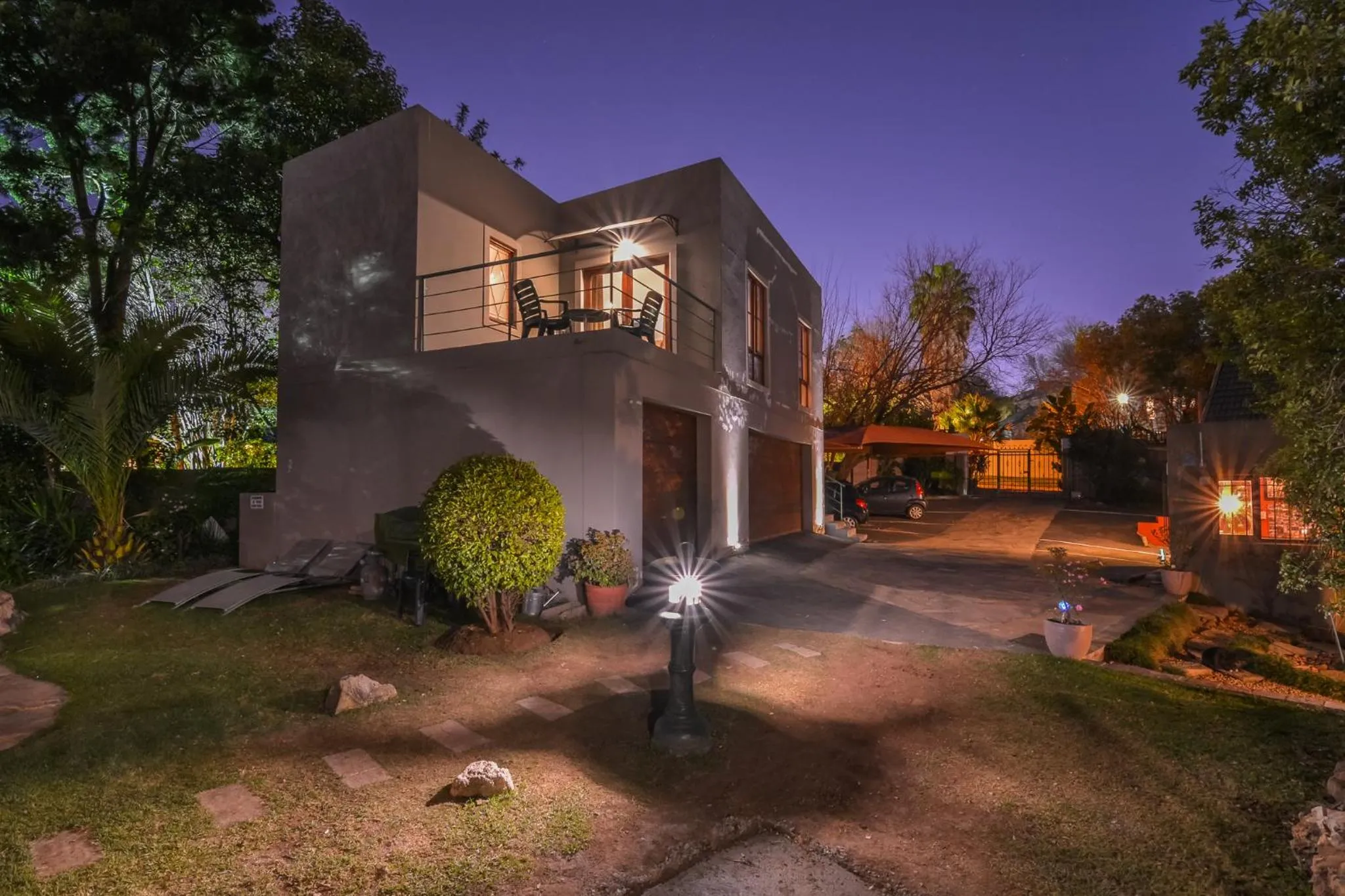 Property building in Moonflower Cottages