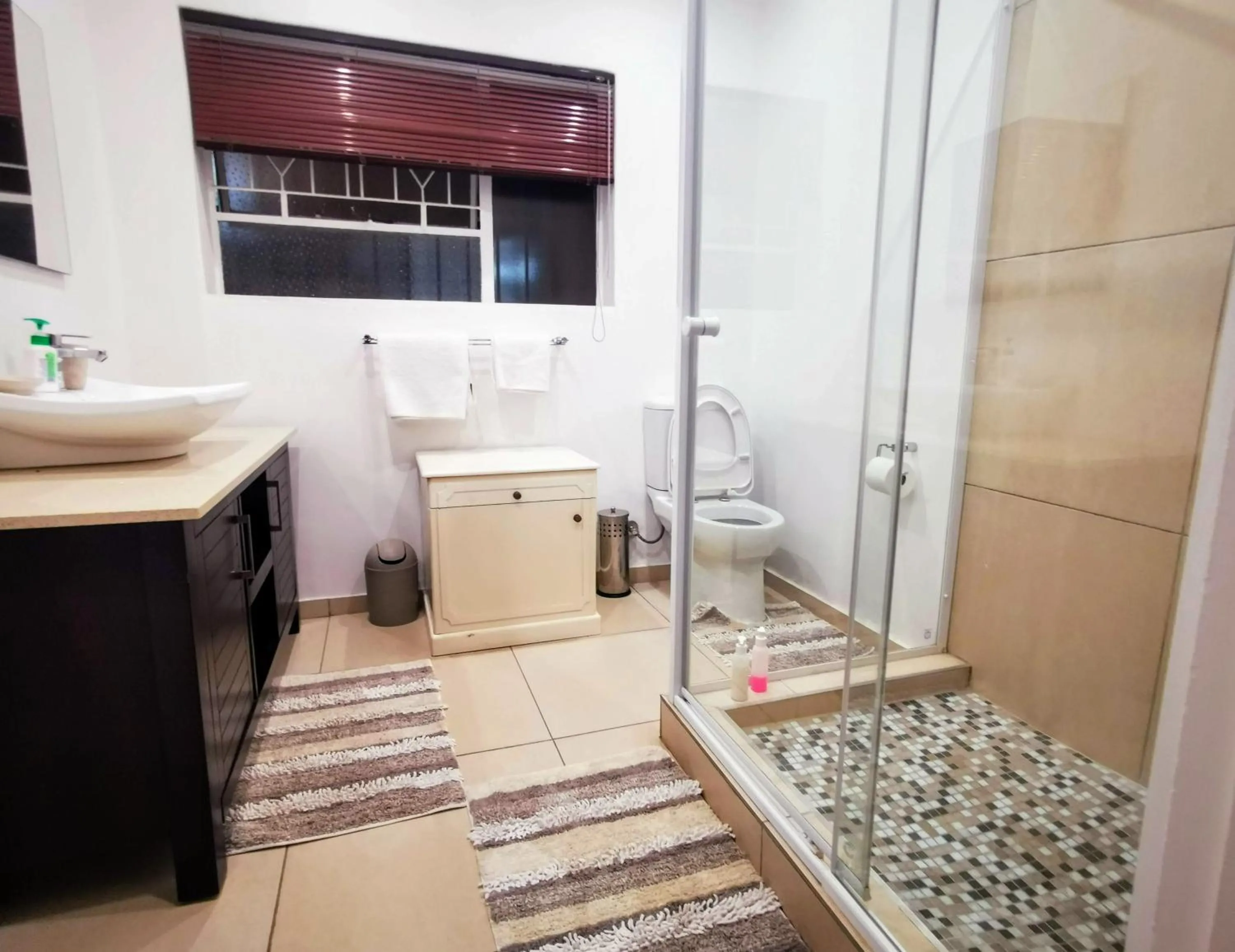 Toilet in Moonflower Cottages