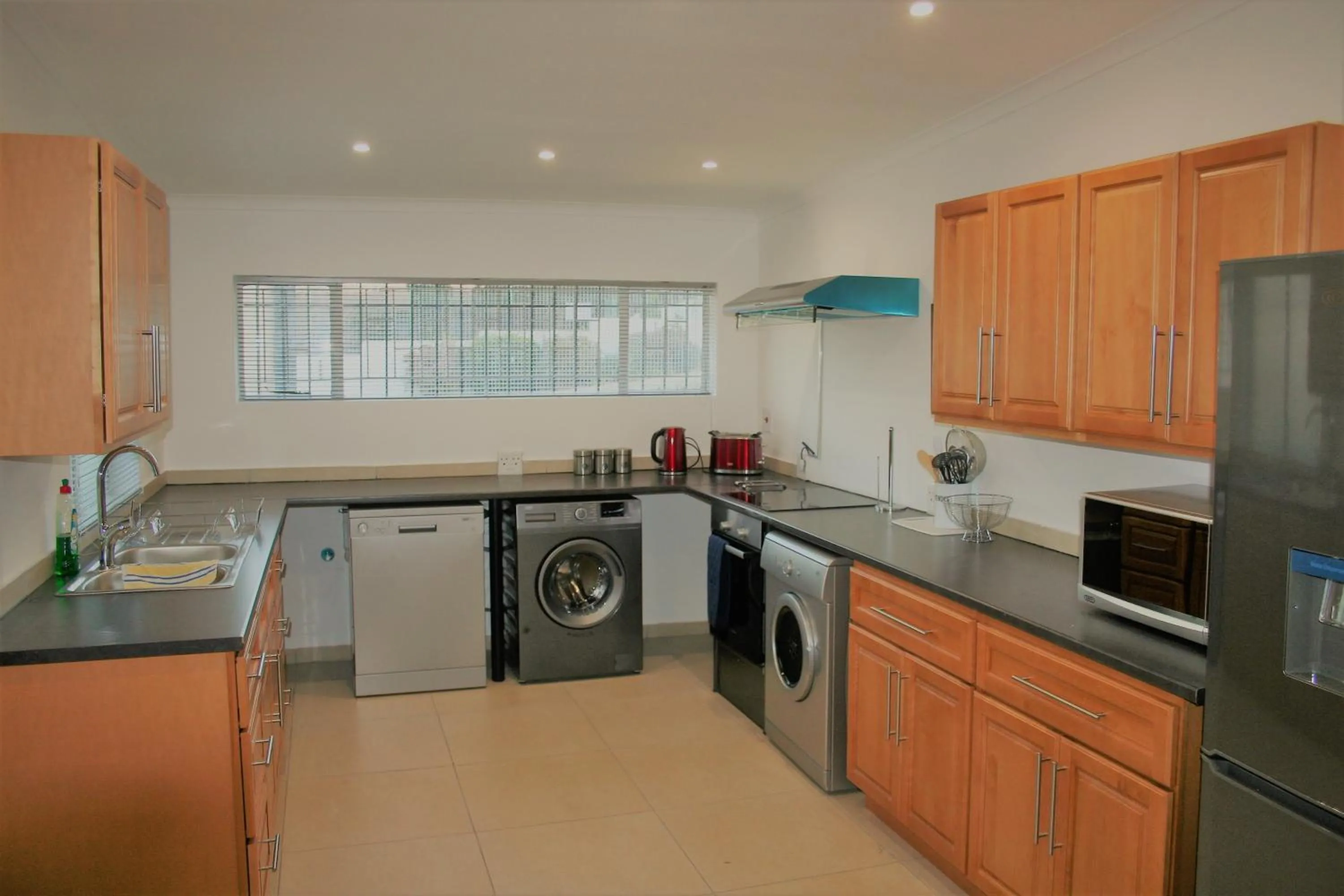 TV and multimedia in Moonflower Cottages