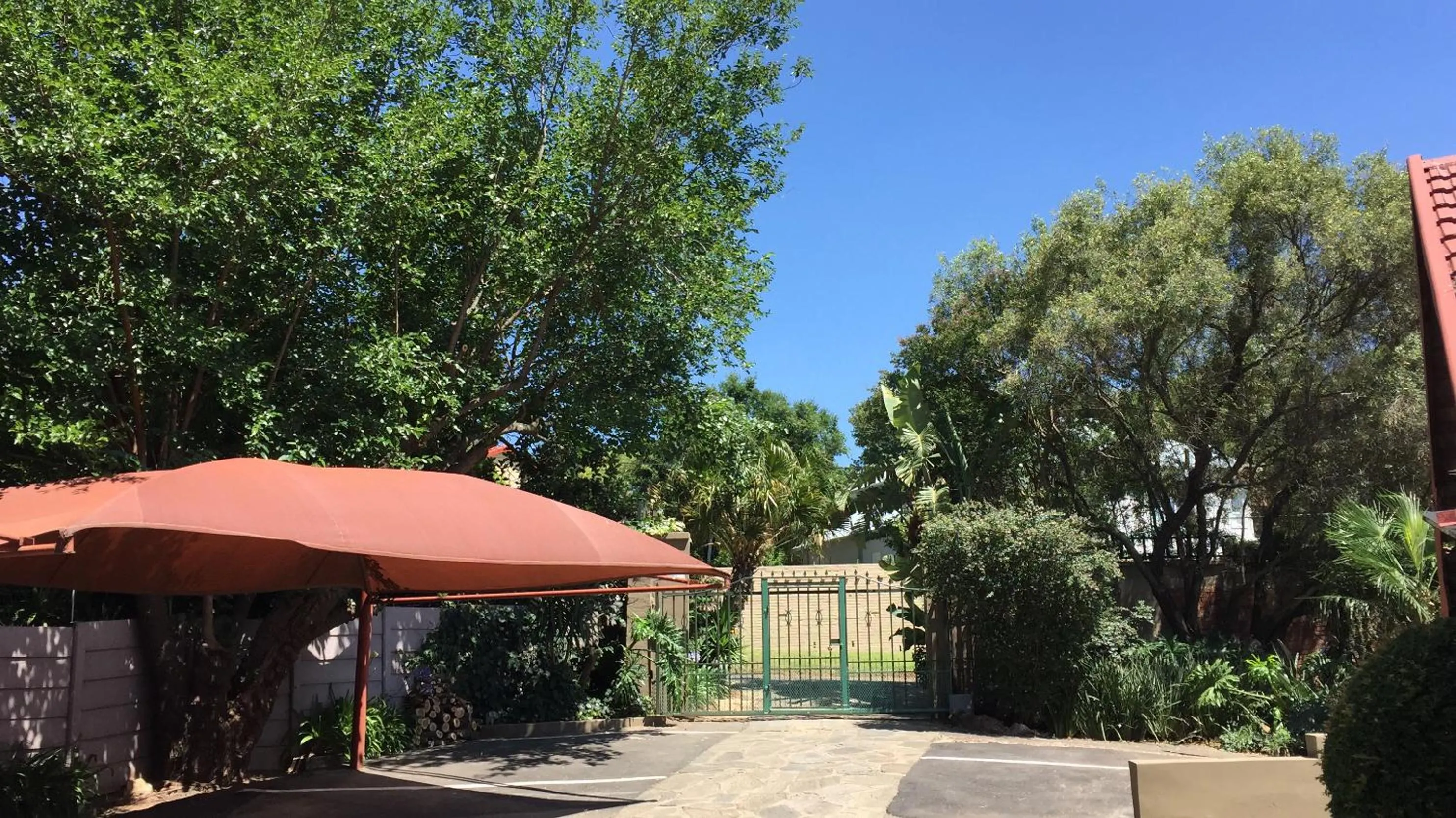 Property building in Moonflower Cottages