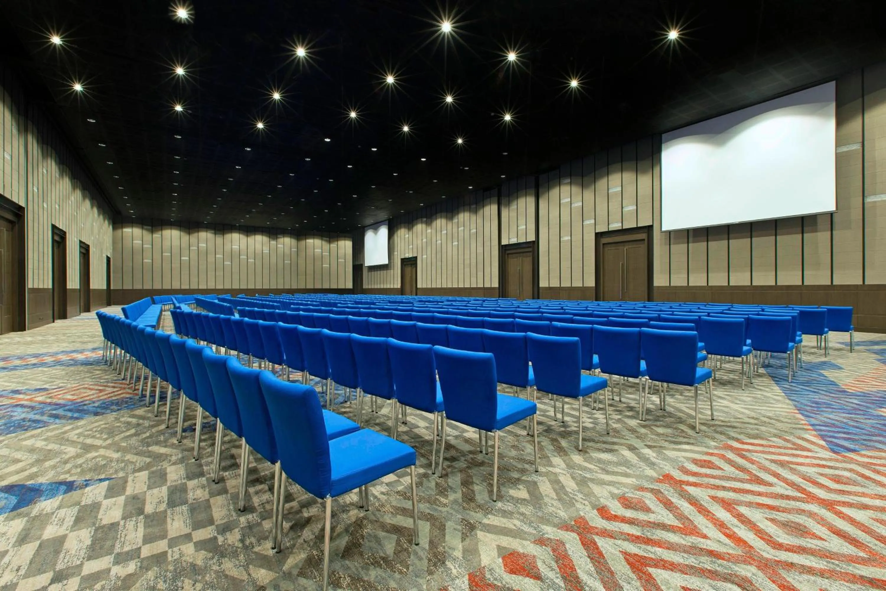 Meeting/conference room in Le Meridien Chiang Rai Resort, Thailand