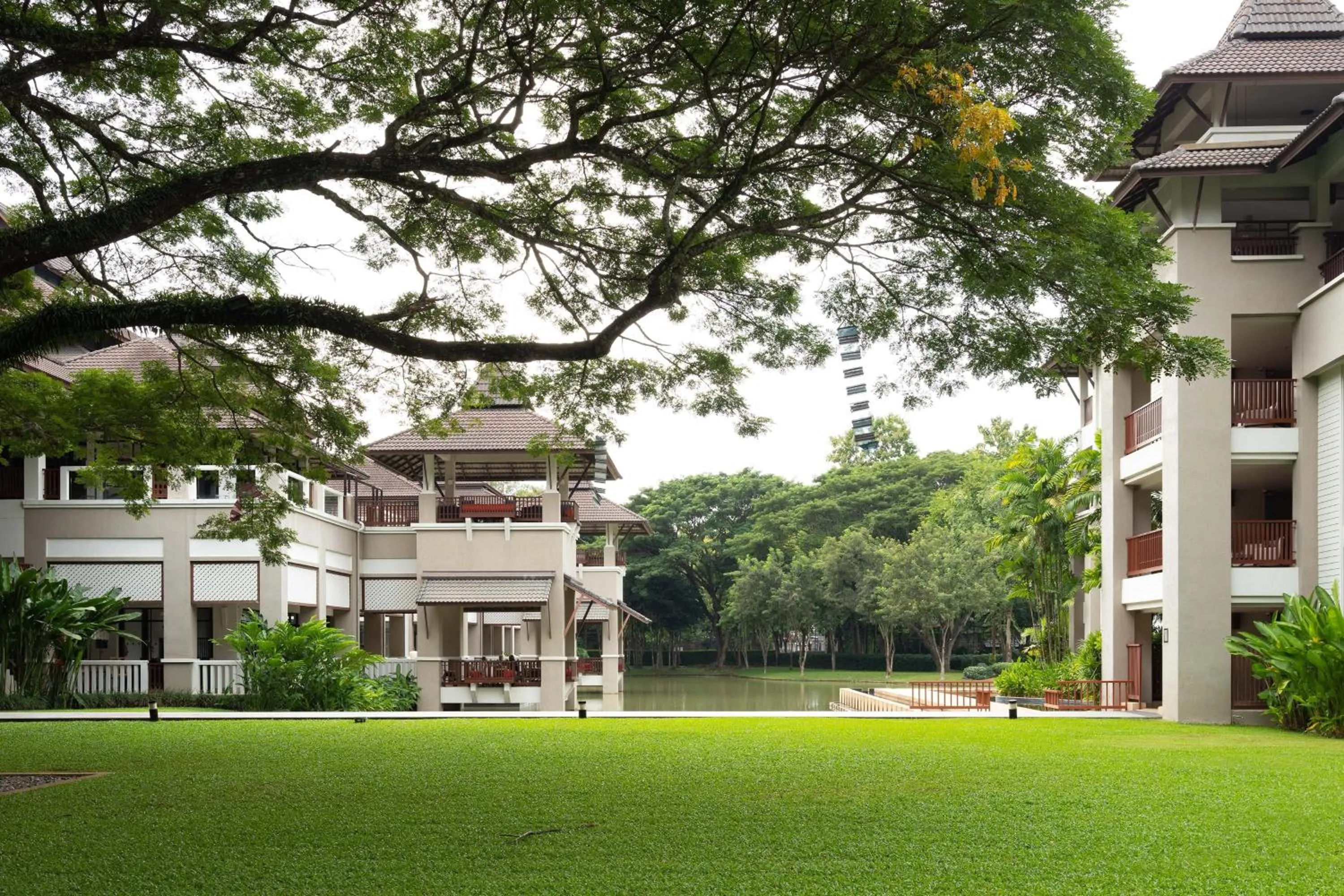 Photo of the whole room in Le Meridien Chiang Rai Resort, Thailand