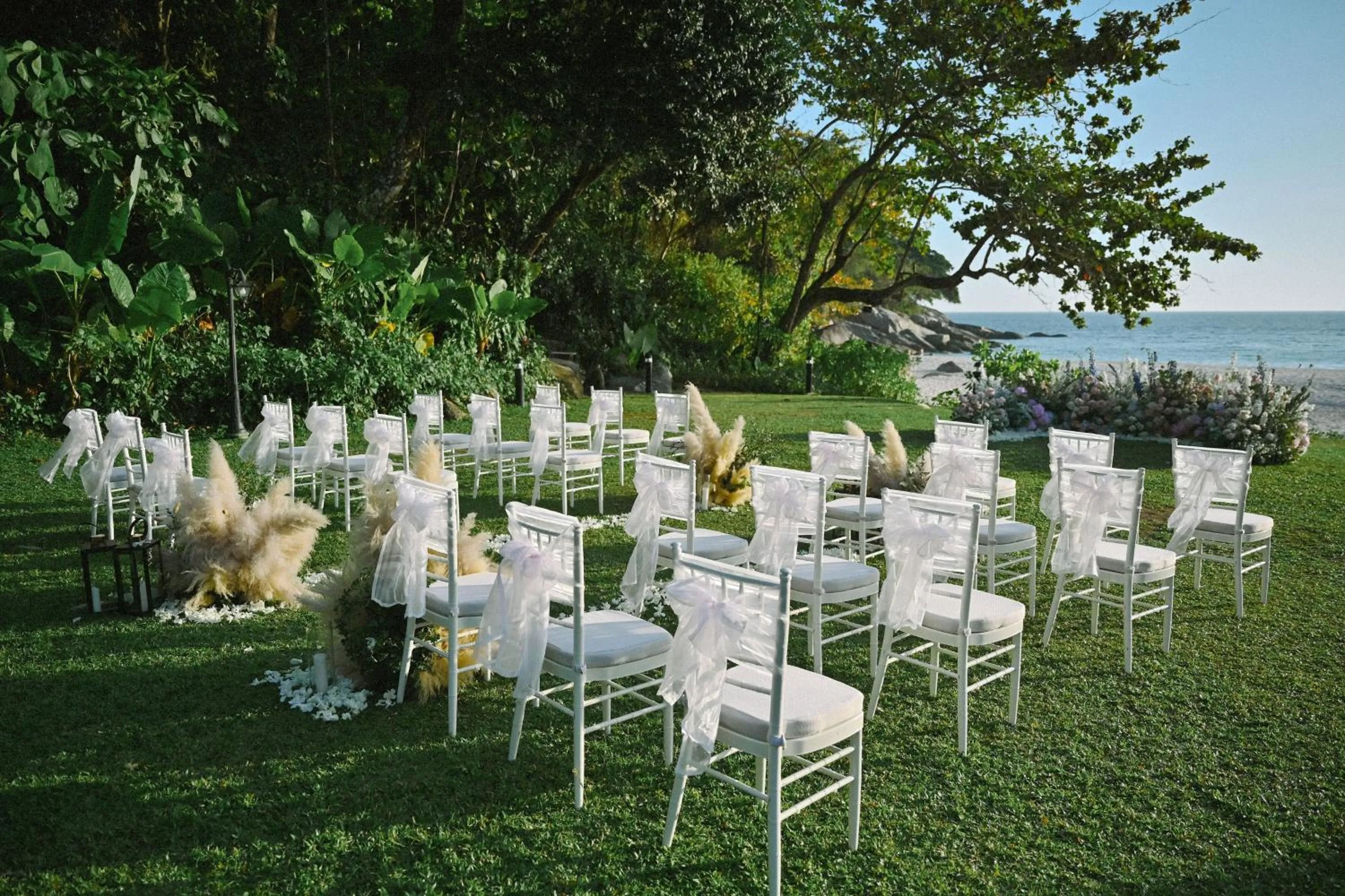 Banquet/Function facilities in Le Meridien Phuket Beach Resort